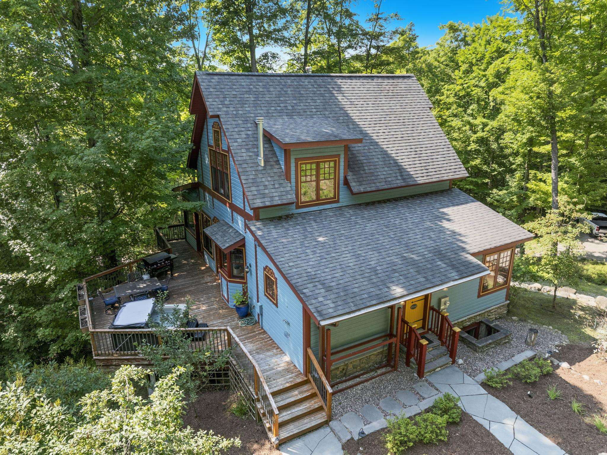 3rd image of 655 S East Torch Lake Dr, Bellaire, MI 49615 | MLS# 80071836