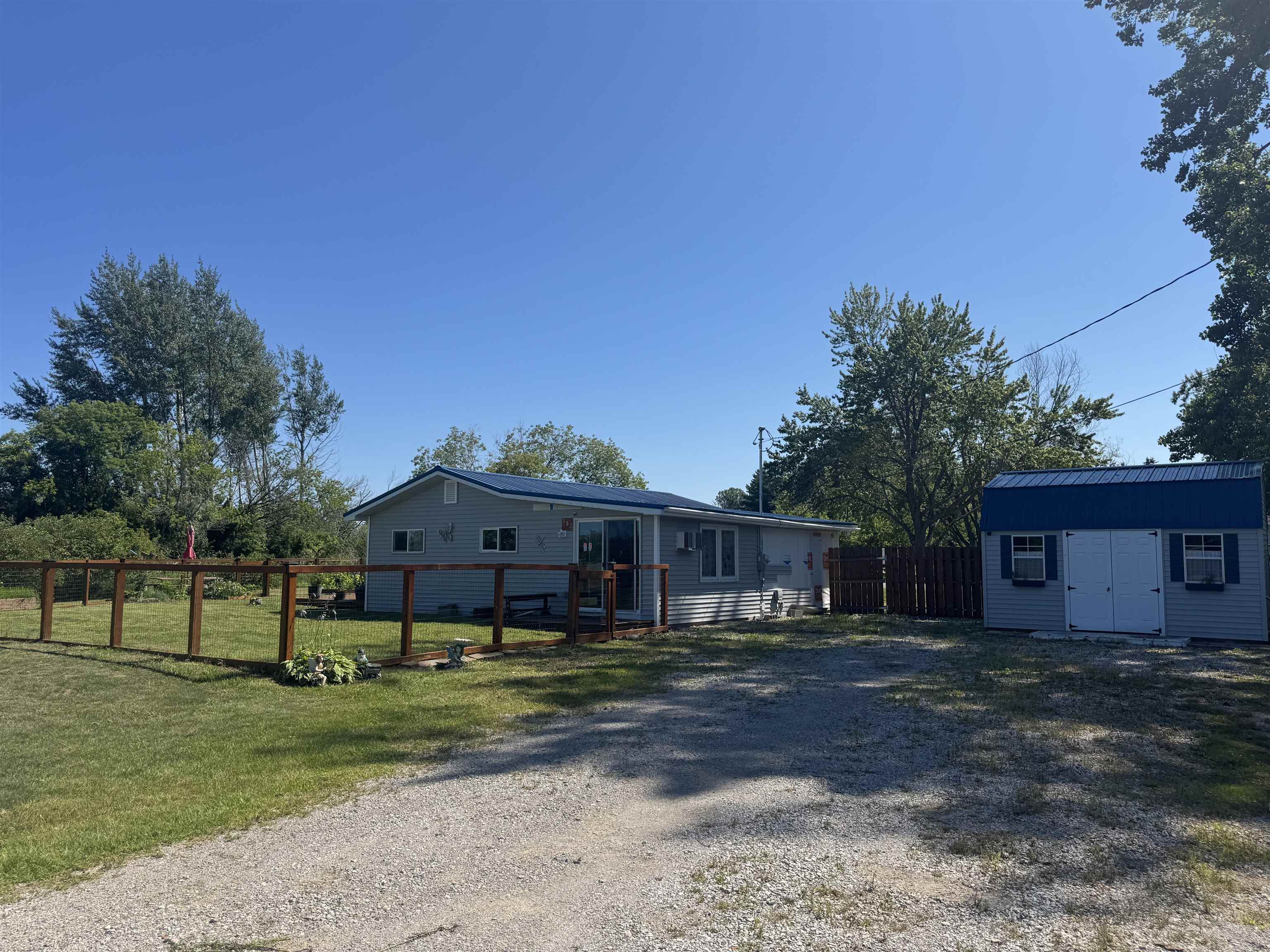 4th image of 382 Smith St, Oscoda, MI 48750 | MLS# 80071905