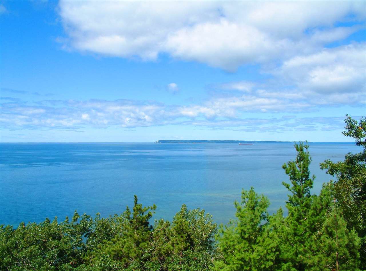 1st image of 7c Pinnacle Pl, Glen Arbor, MI 49636 | MLS# 80071906