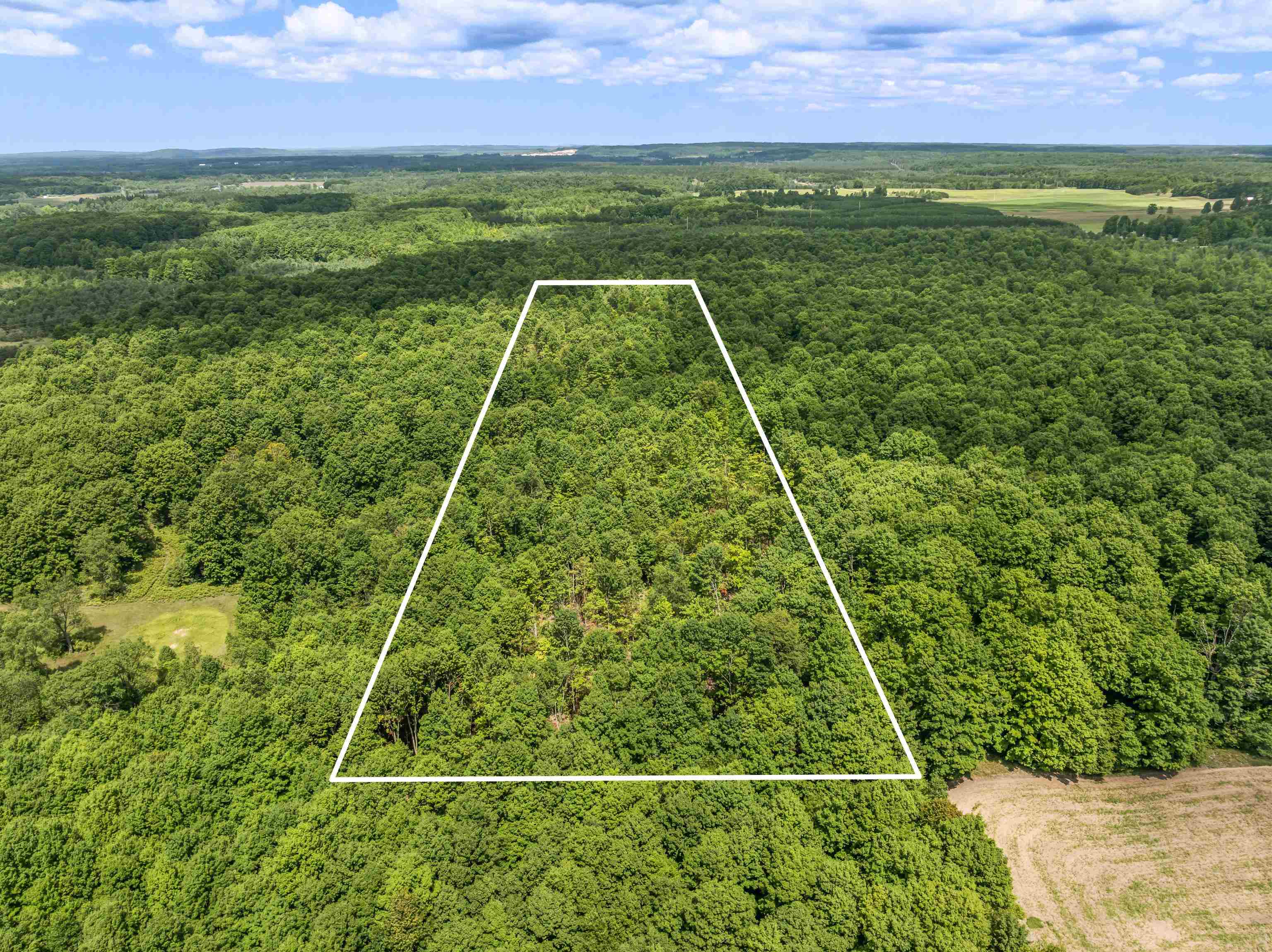 5th image of 00 Valencourt Rd, Copemish, MI 49625 | MLS# 80071909