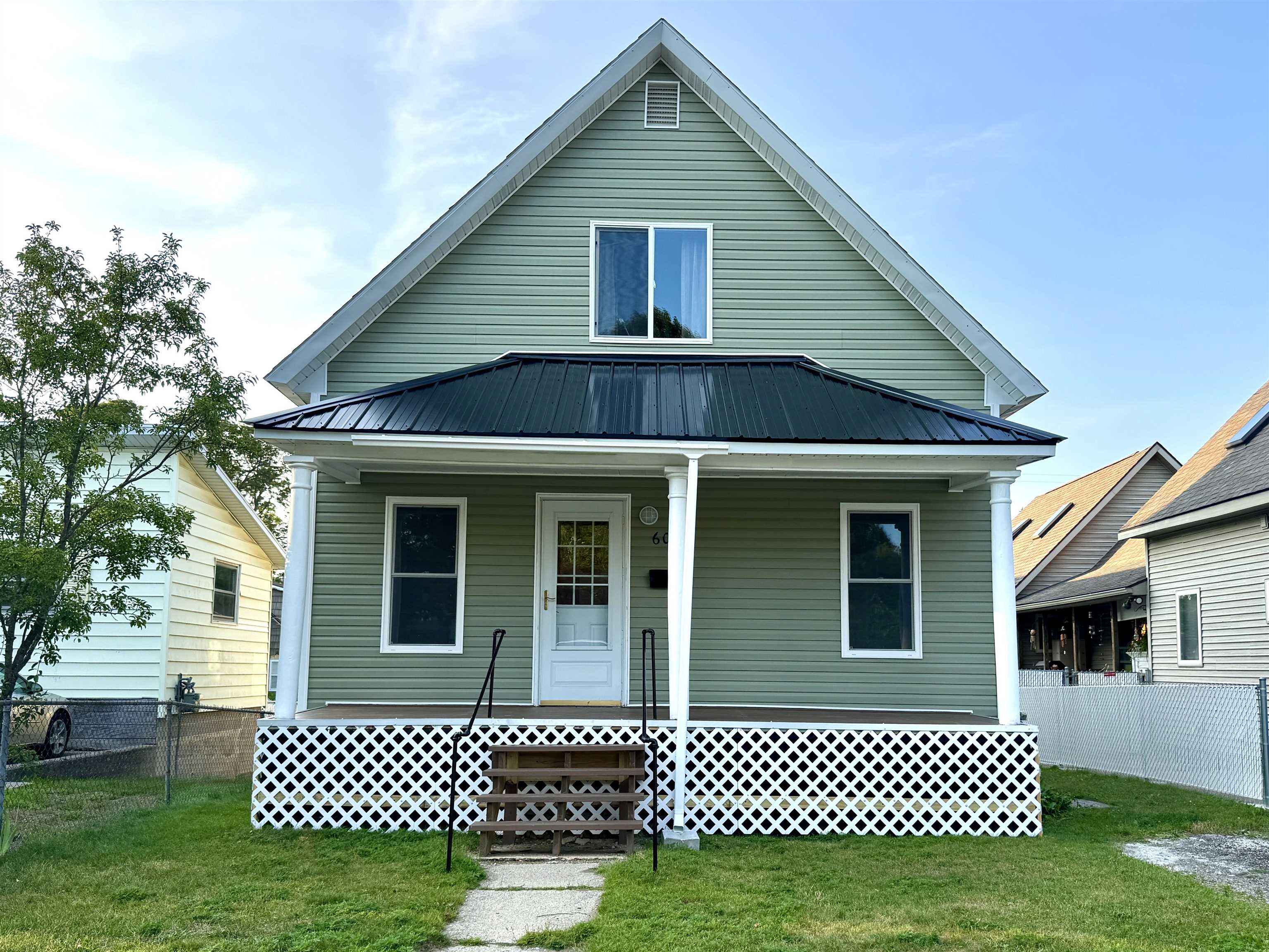 1st image of 605 E Garfield St, Cadillac, MI 49601 | MLS# 80071918