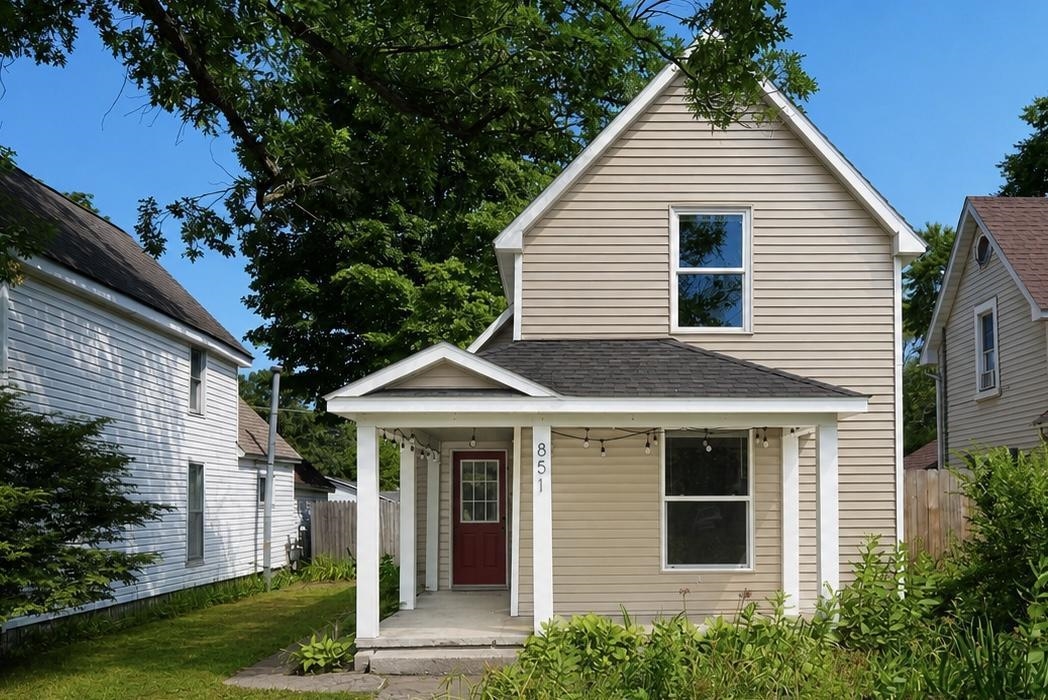 1st image of 851 E Eighth St, Traverse City, MI 49686 | MLS# 80071951