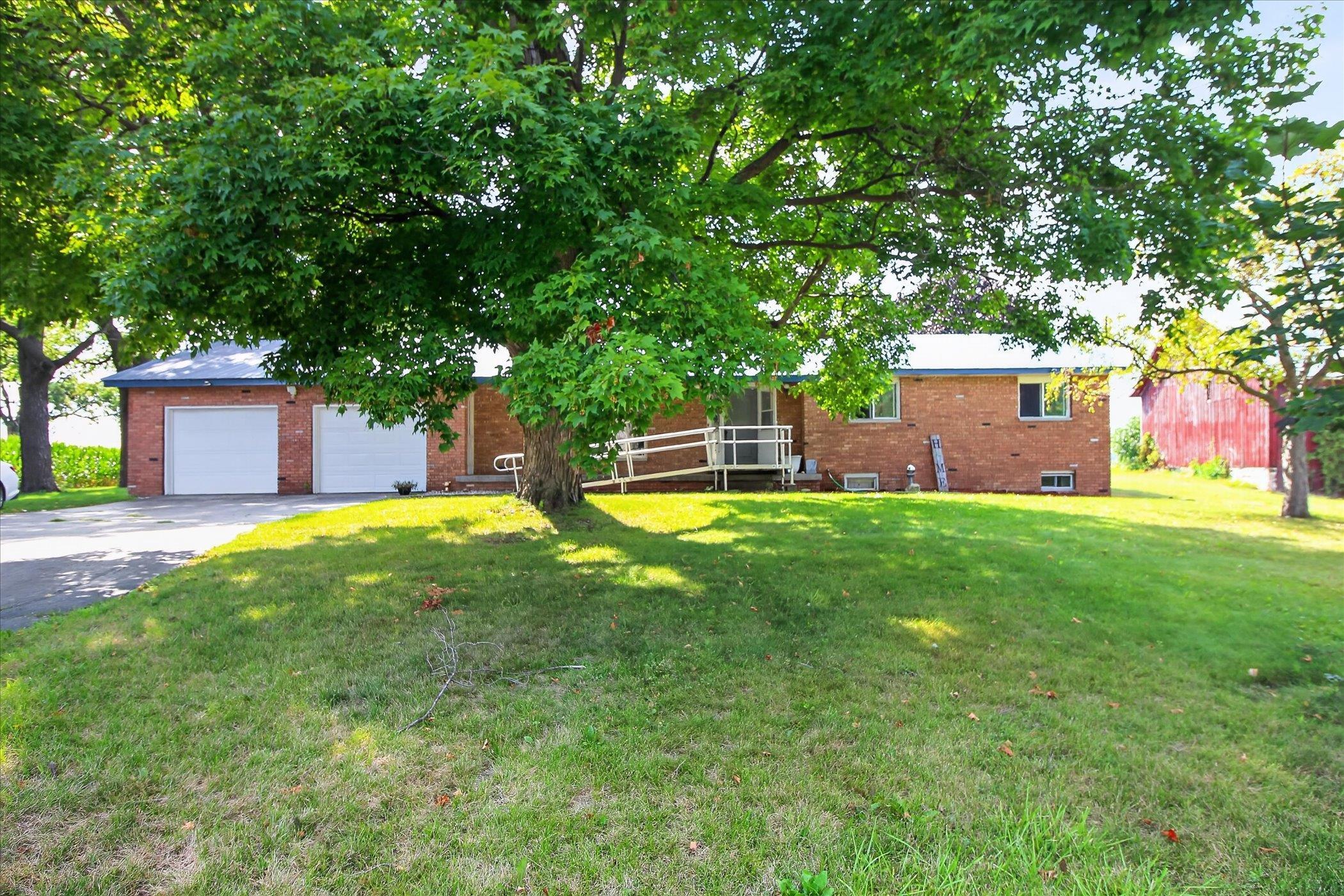 4th image of 1629 N Warner Rd, Sumner, MI 48889 | MLS# 80071983
