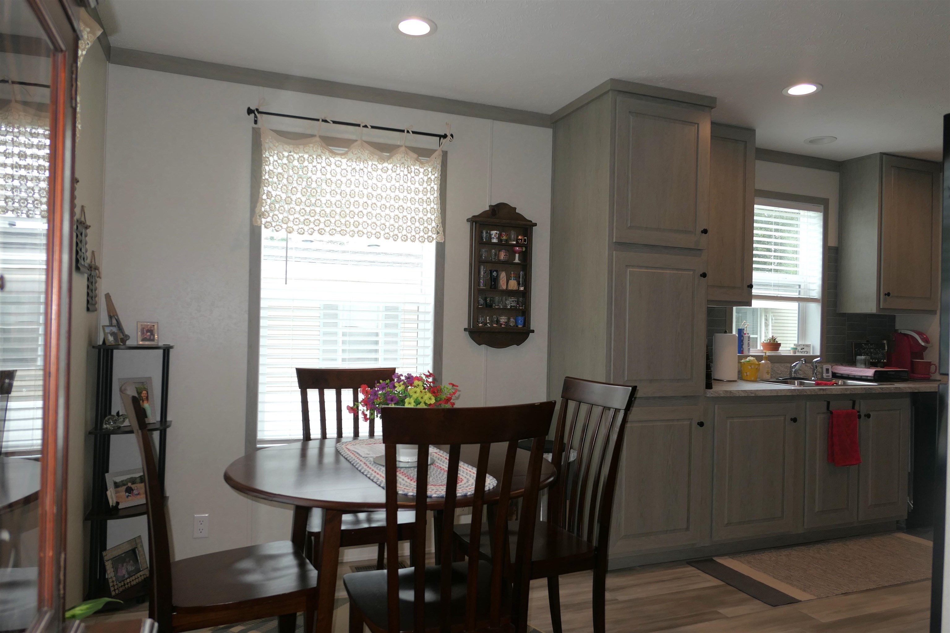 2nd image of 1162 Wellington Dr, Mount Pleasant, MI 48858 | MLS# 80072004