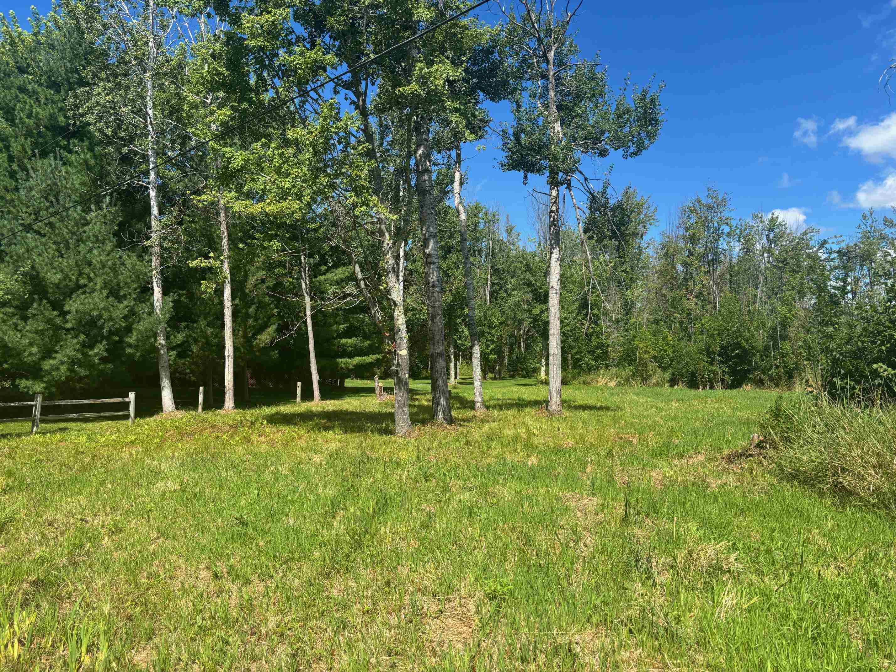 4th image of 14222 Birch Pointe Dr, Kewadin, MI 49648 | MLS# 80072010