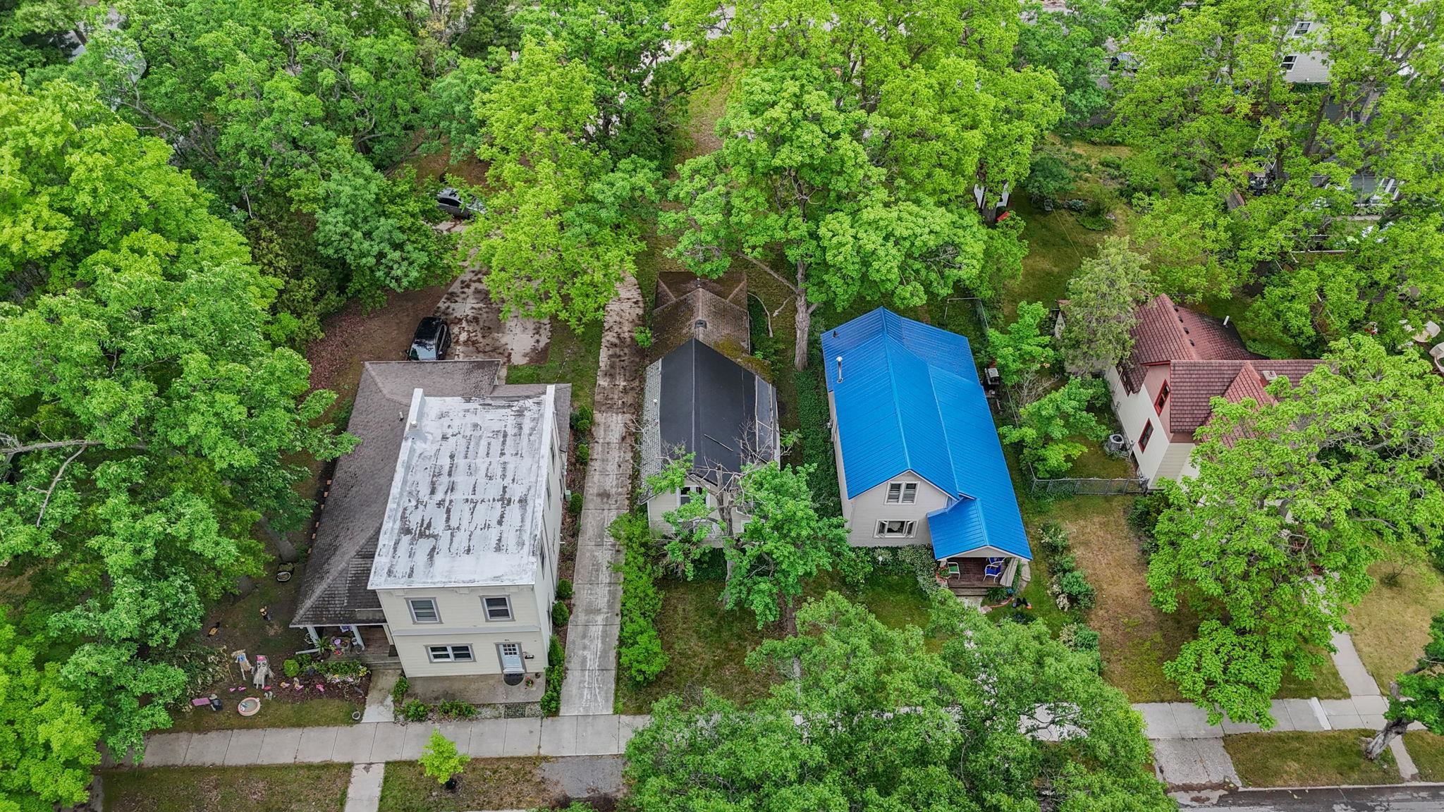 2nd image of 812 Webster St, Traverse City, MI 49686 | MLS# 80072082
