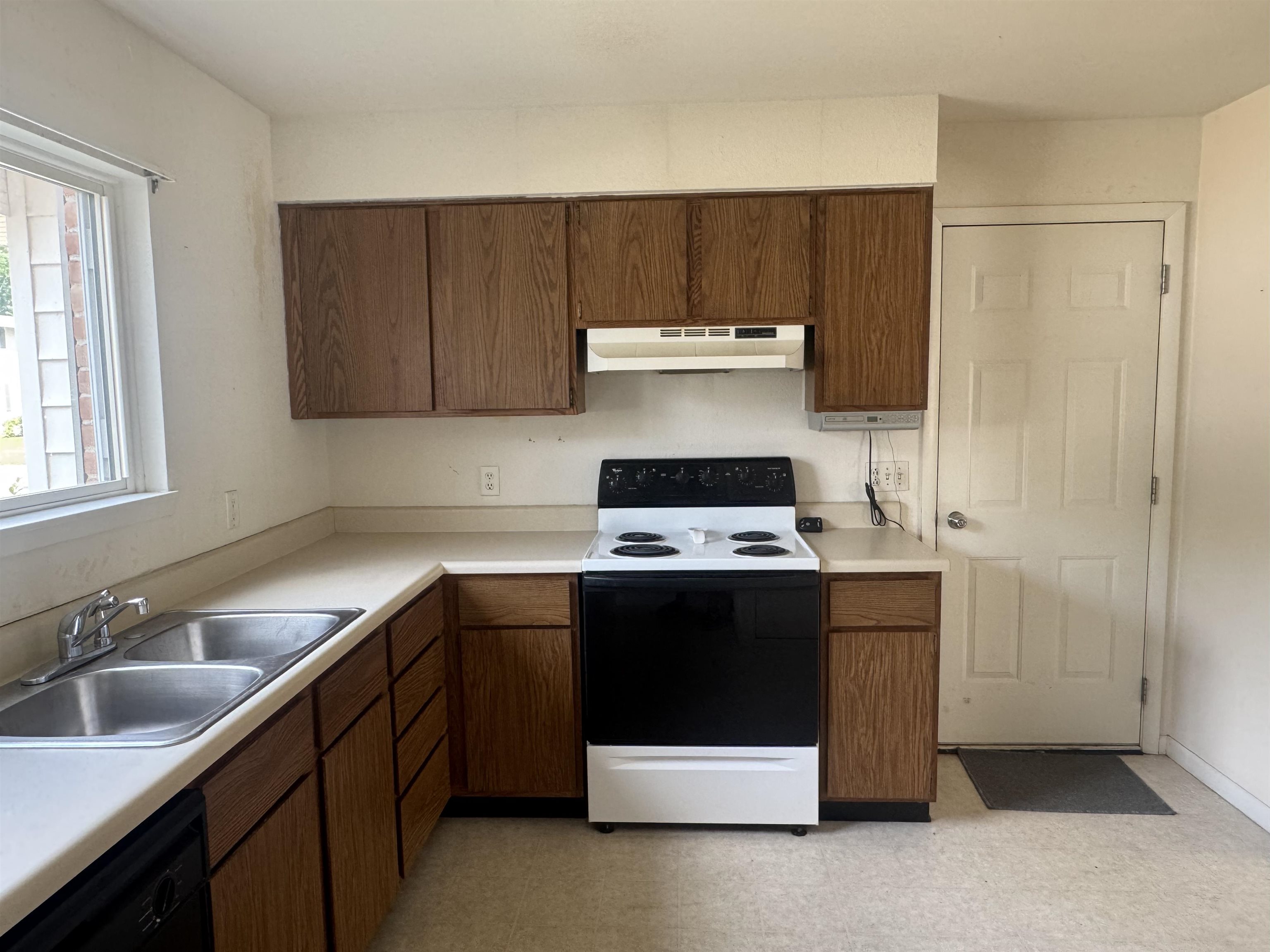 Photo 3 of Single family home for sale at 9513 Montana St, Oscoda, MI 48750 | MLS# 77080072102 | Listing updated on 2026-09-17
