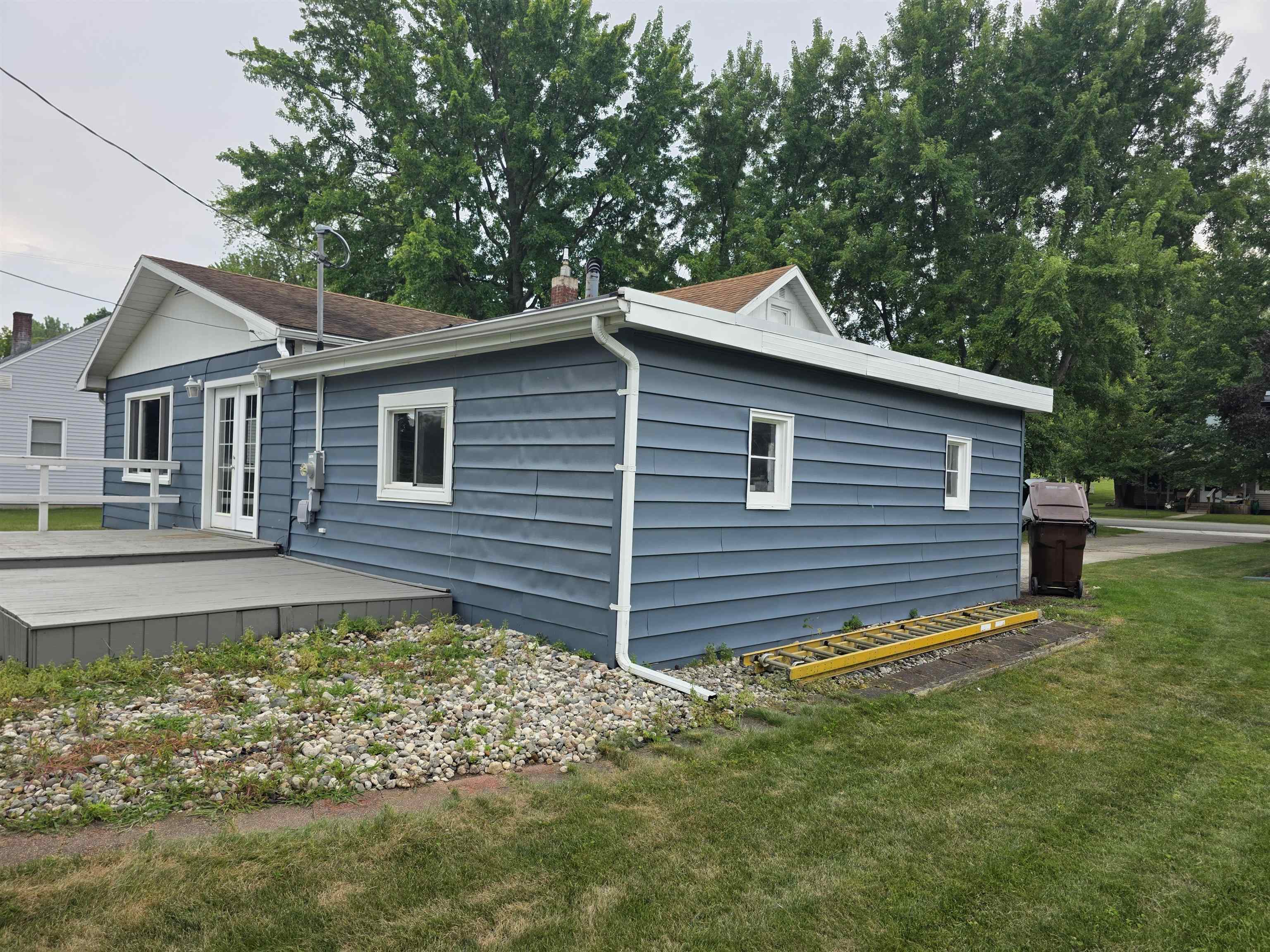 4th image of 118 Davis St, Saint Louis, MI 48880 | MLS# 80072151