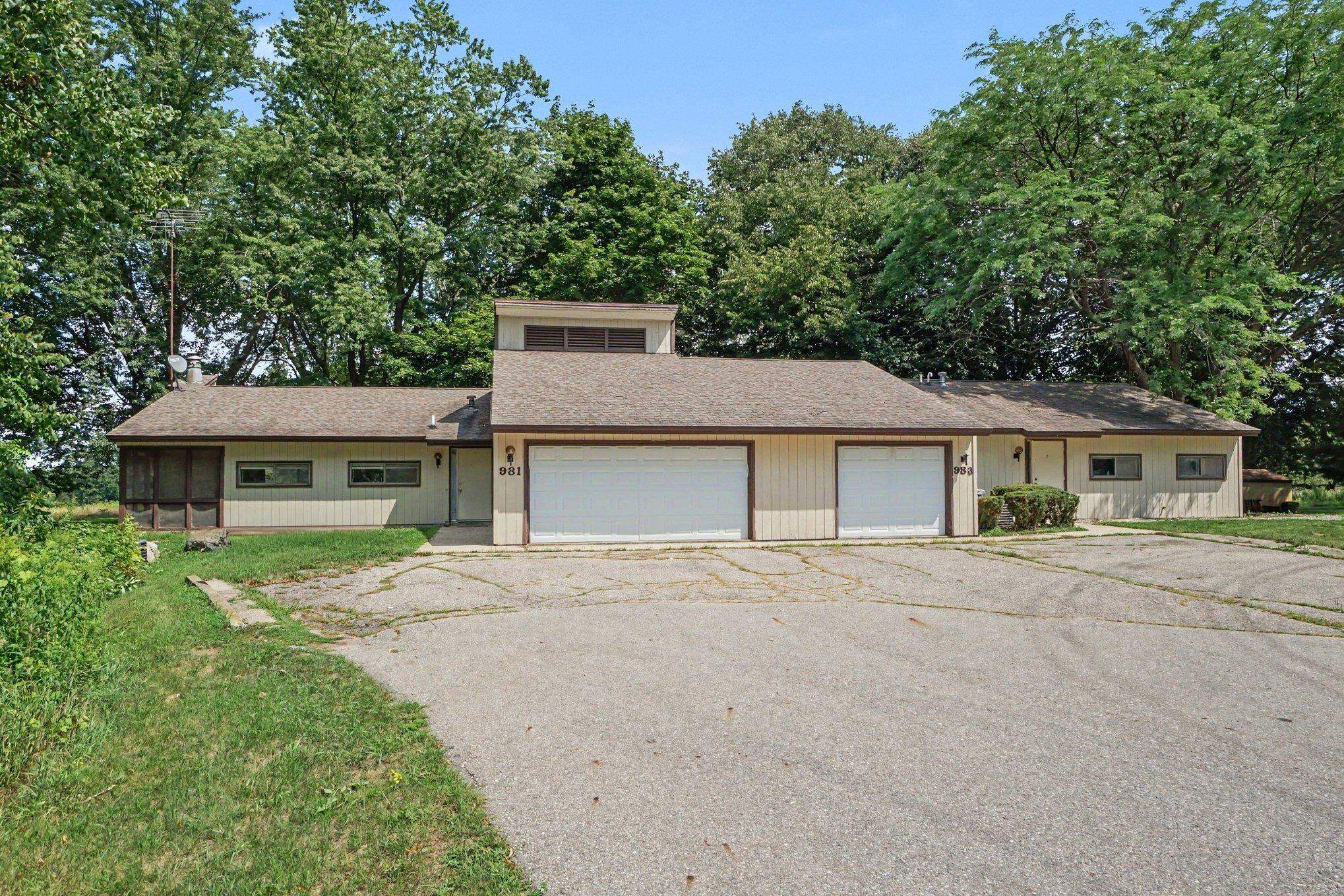 2nd image of 983 Meadowbrook Dr, Mount Pleasant, MI 48858 | MLS# 80072171