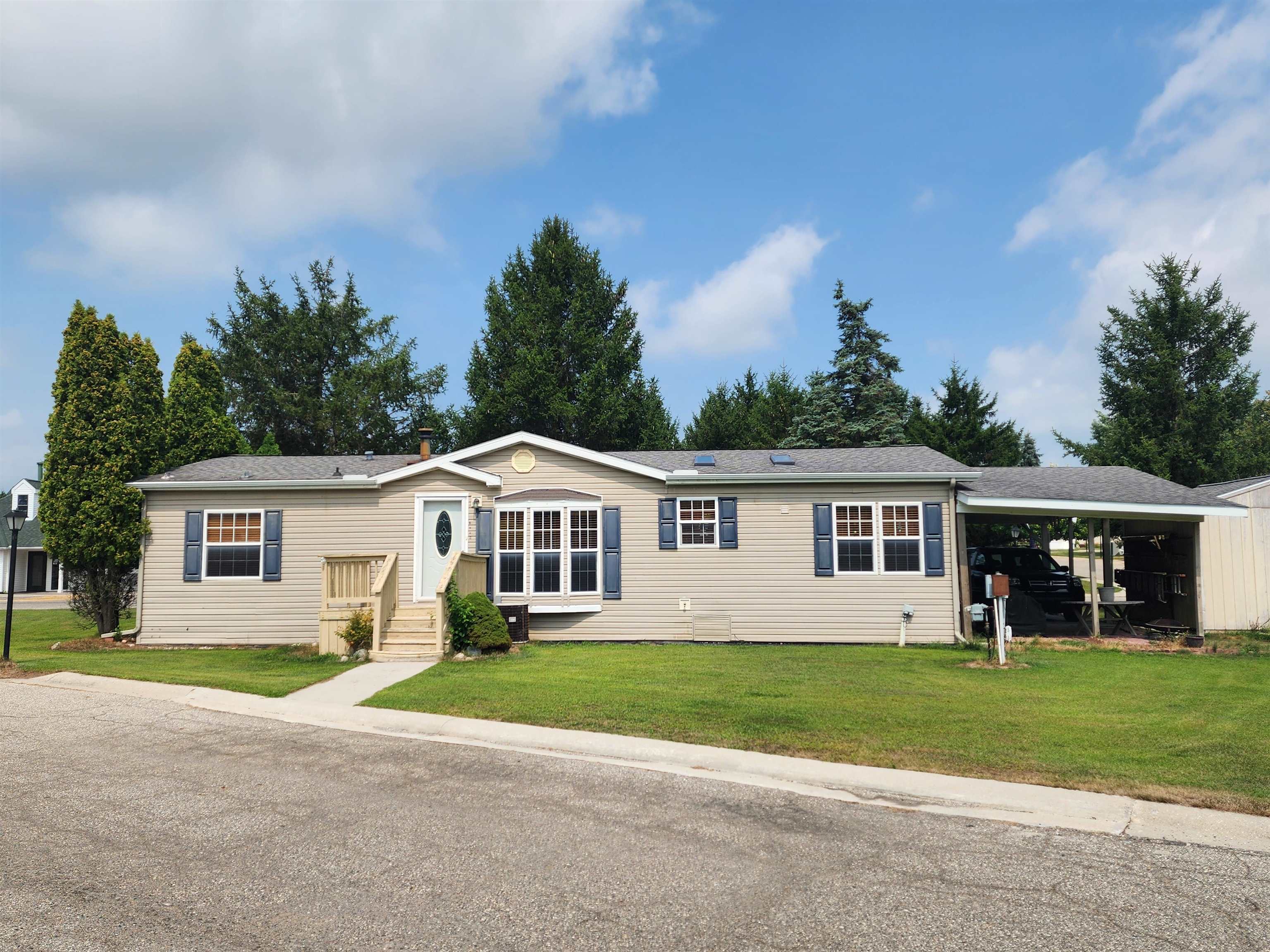 1st image of 3362 Lassie Dr, Alma, MI 48801 | MLS# 80072175