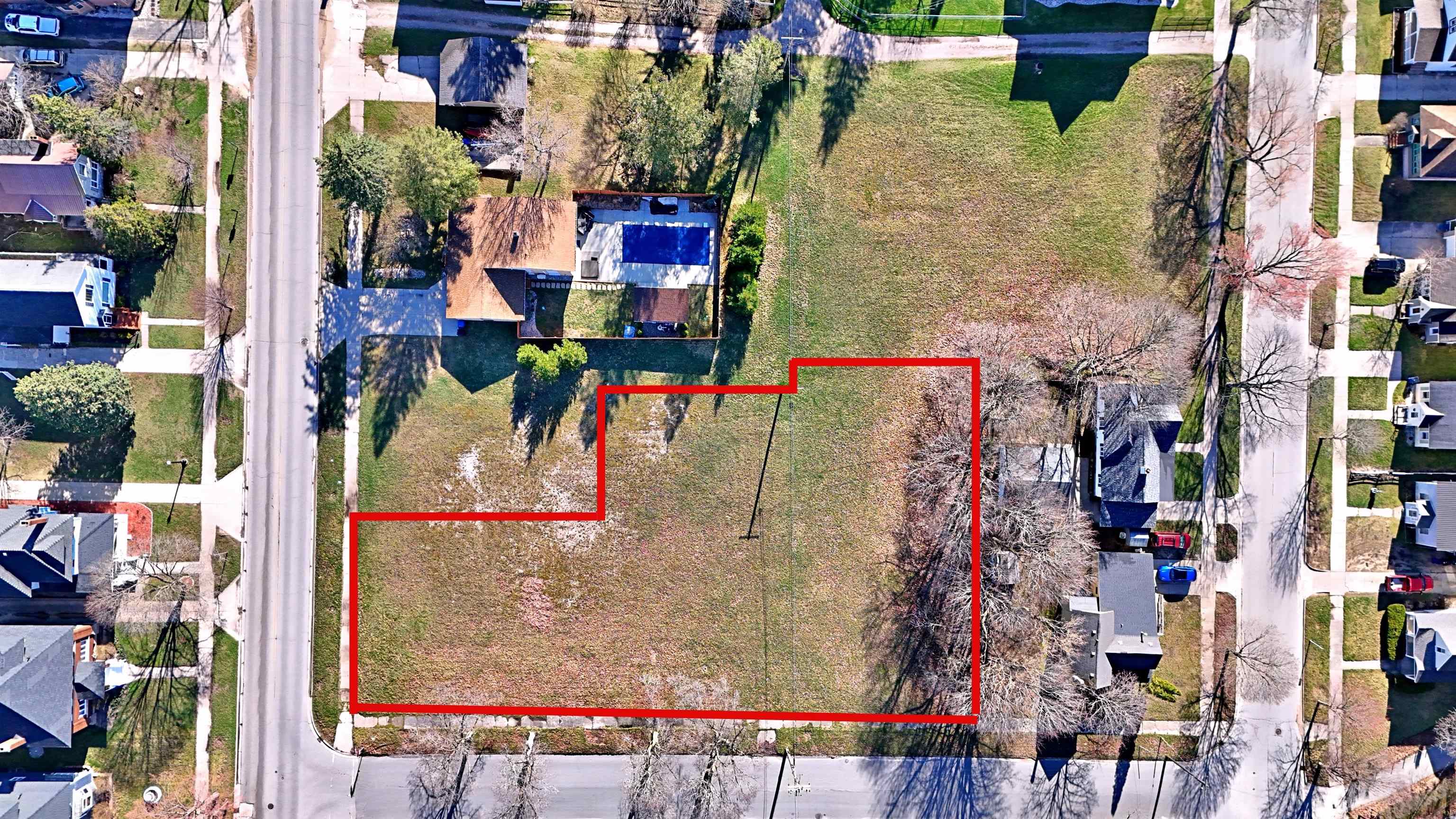1st image of 702 E Division St, Cadillac, MI 49601 | MLS# 80072210