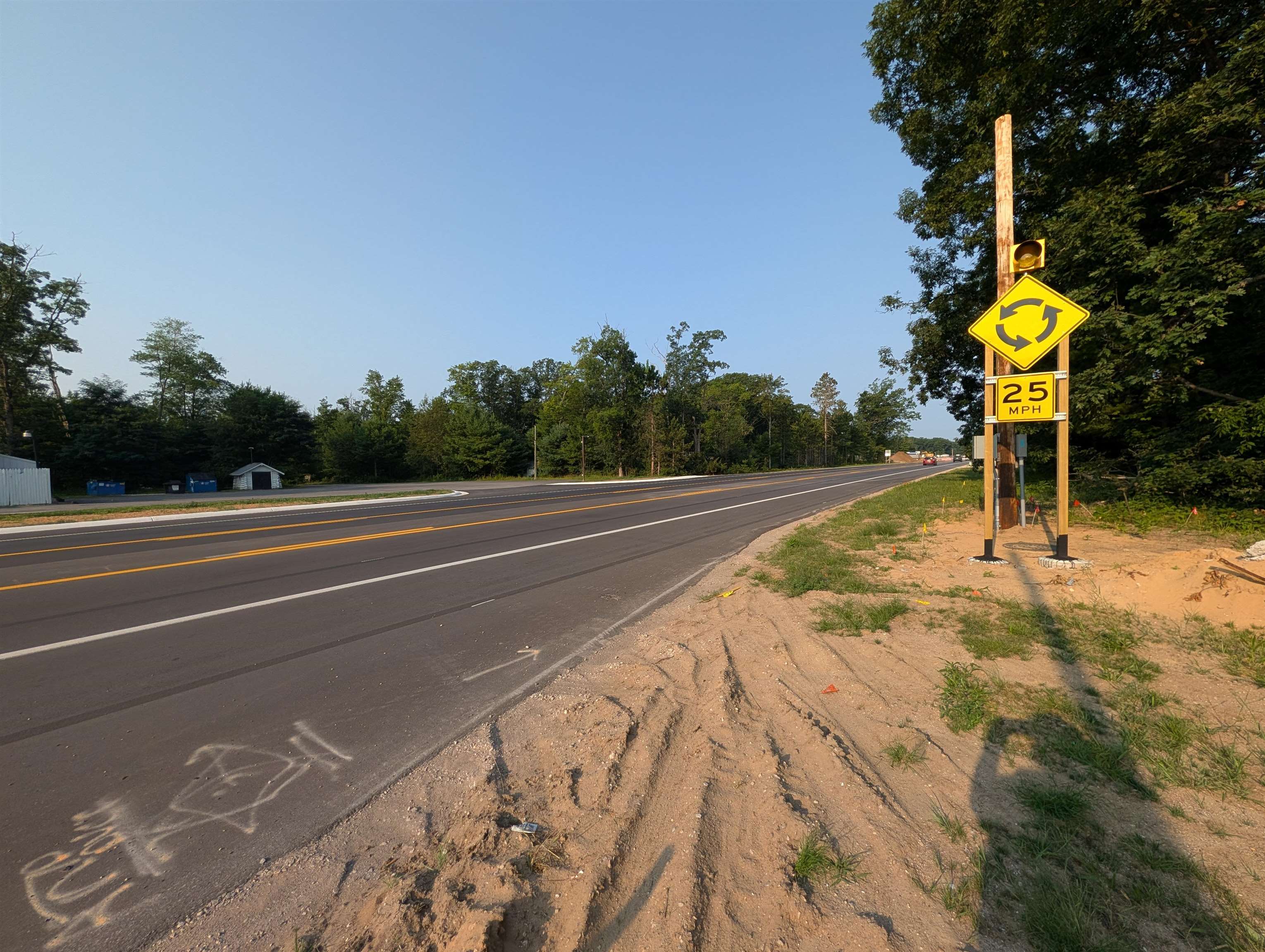 4th image of 9200 Us-31 S, Interlochen, MI 49643 | MLS# 80072217