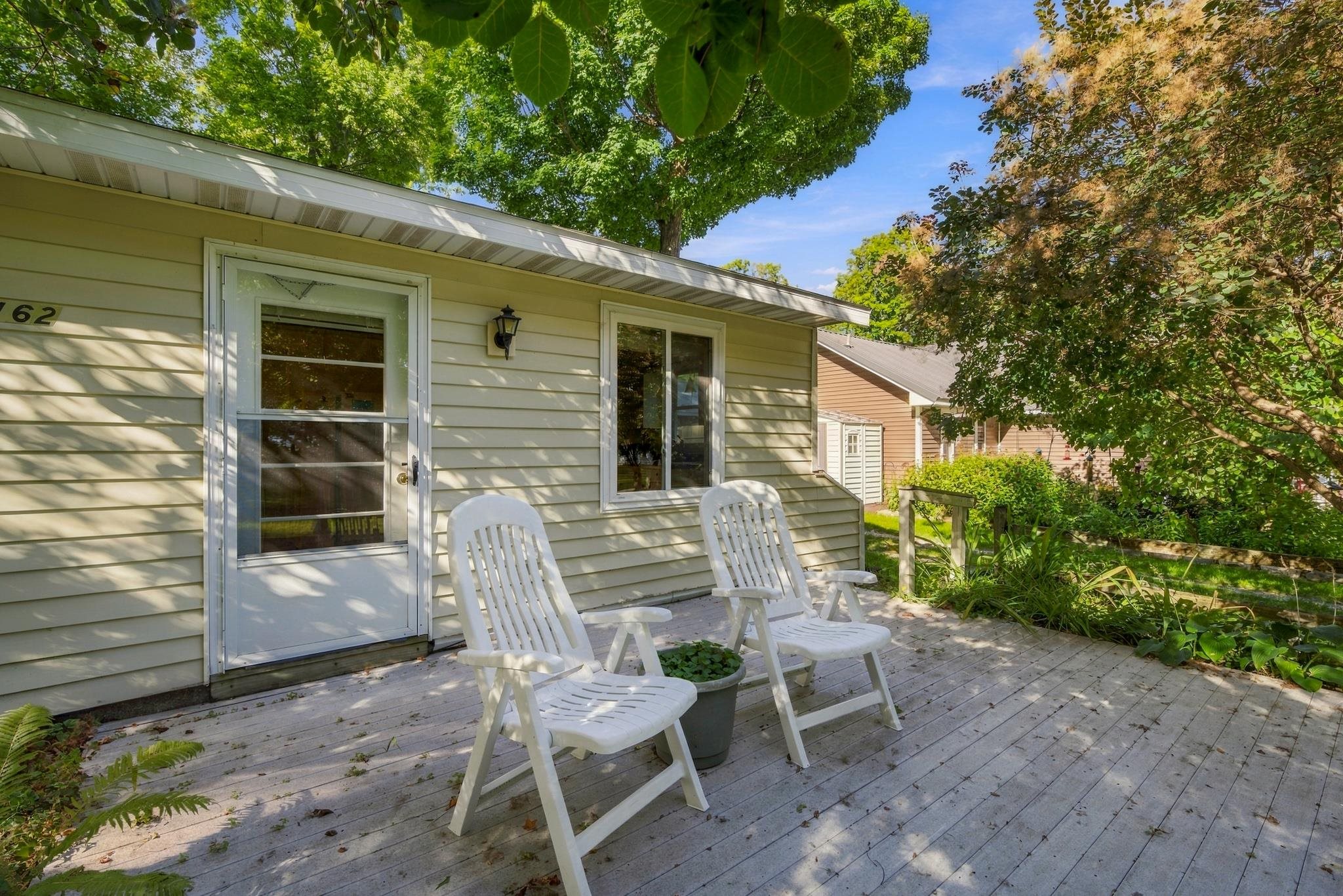Photo 3 of Single family home for sale at 4162 Chrystal St, Interlochen, MI 49643 | MLS# 78080072264 | Listing updated on 2026-10-02