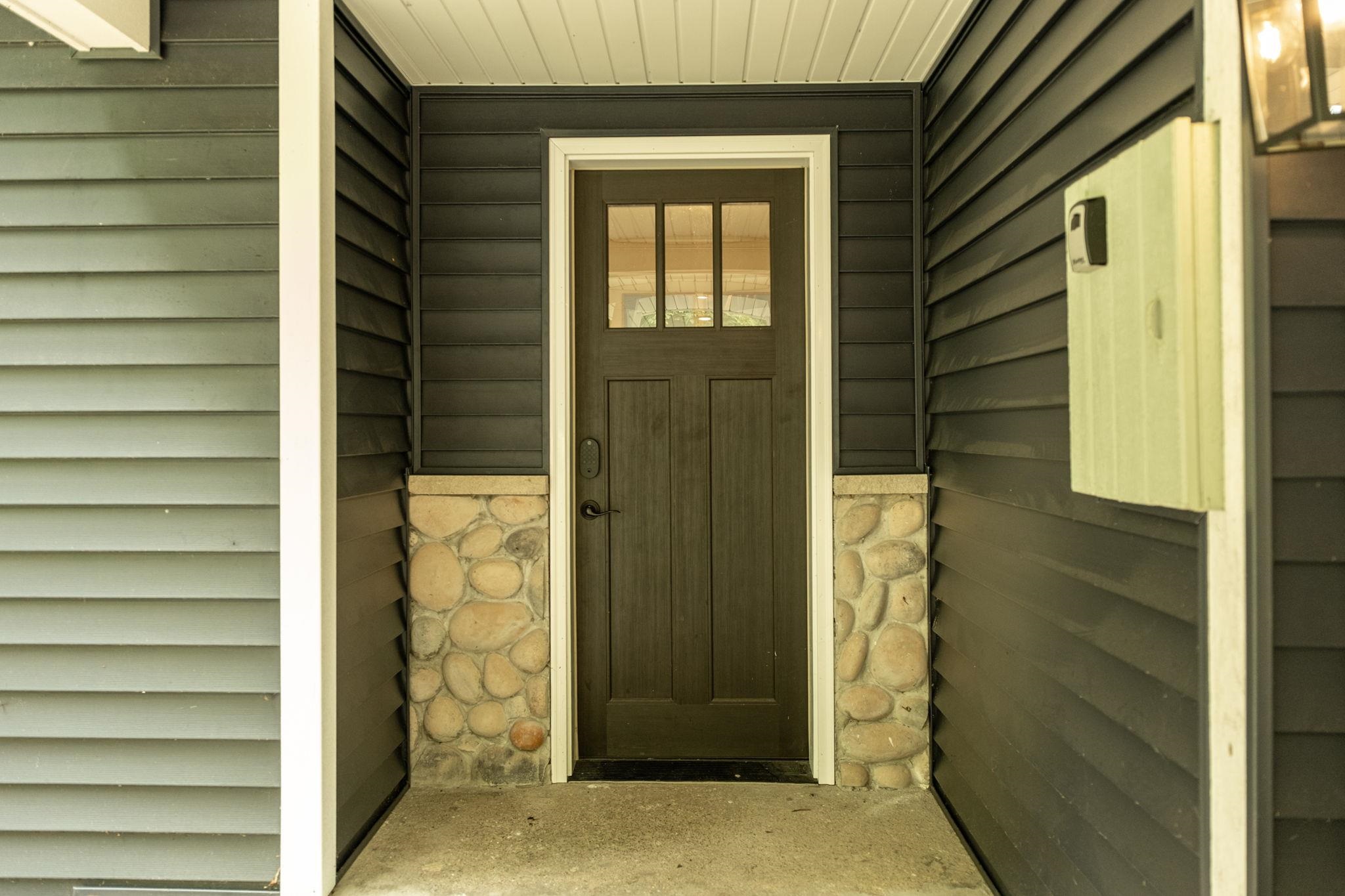 4th image of 19399 Maple St, Lake Ann, MI 49650 | MLS# 80072269
