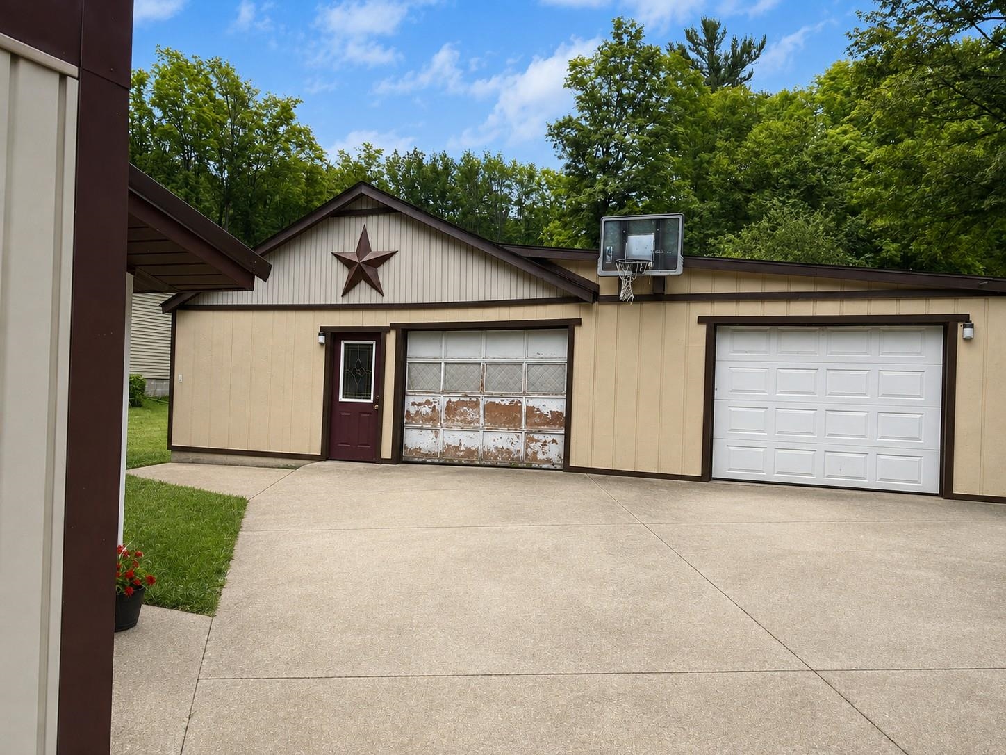 14th image of 4724 E Shore Dr, Kalkaska, MI 49646 | MLS# 80072272
