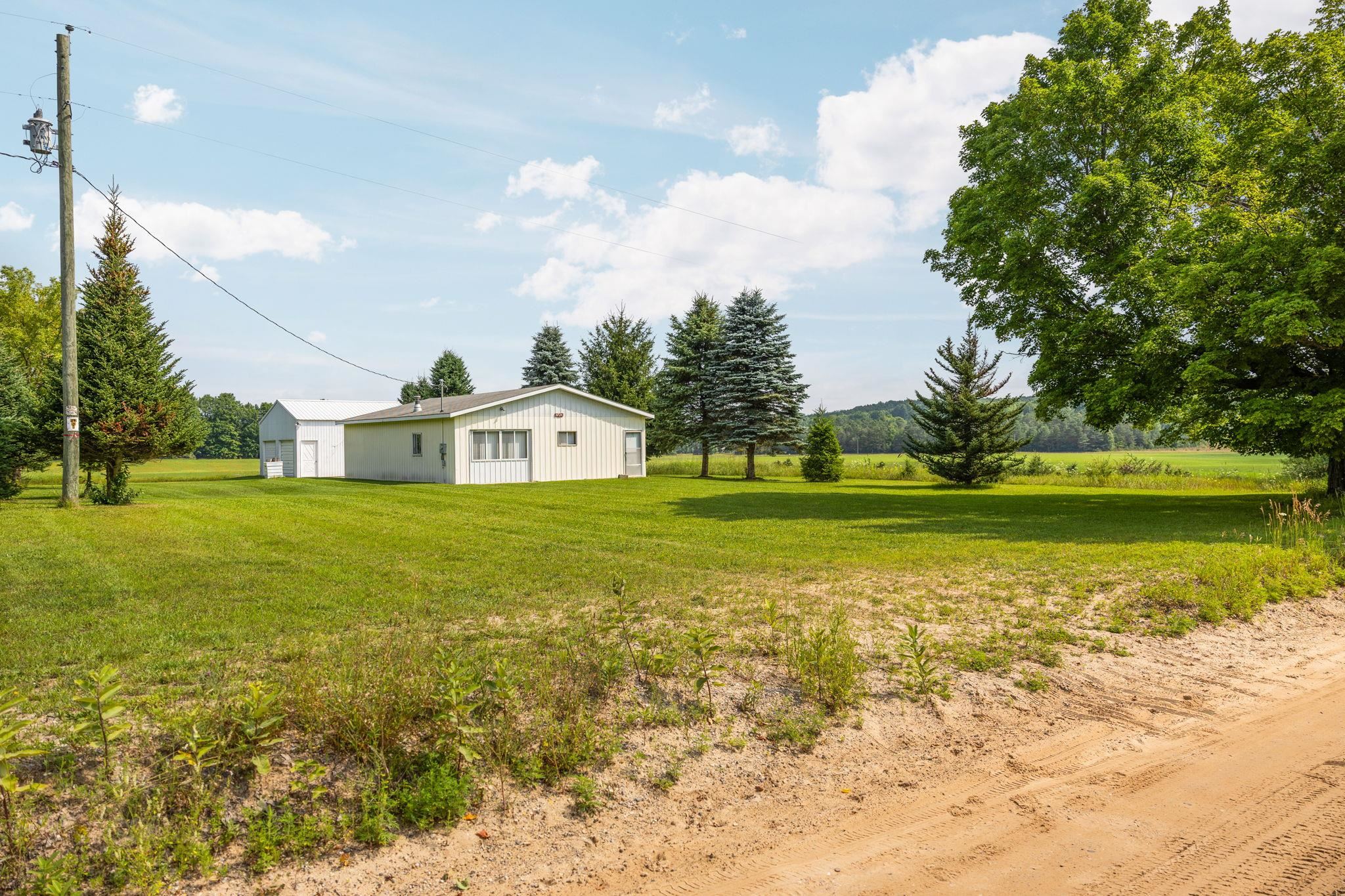 4th image of 6726 S Snyder Road, Sw, Fife Lake, MI 49633 | MLS# 80072321