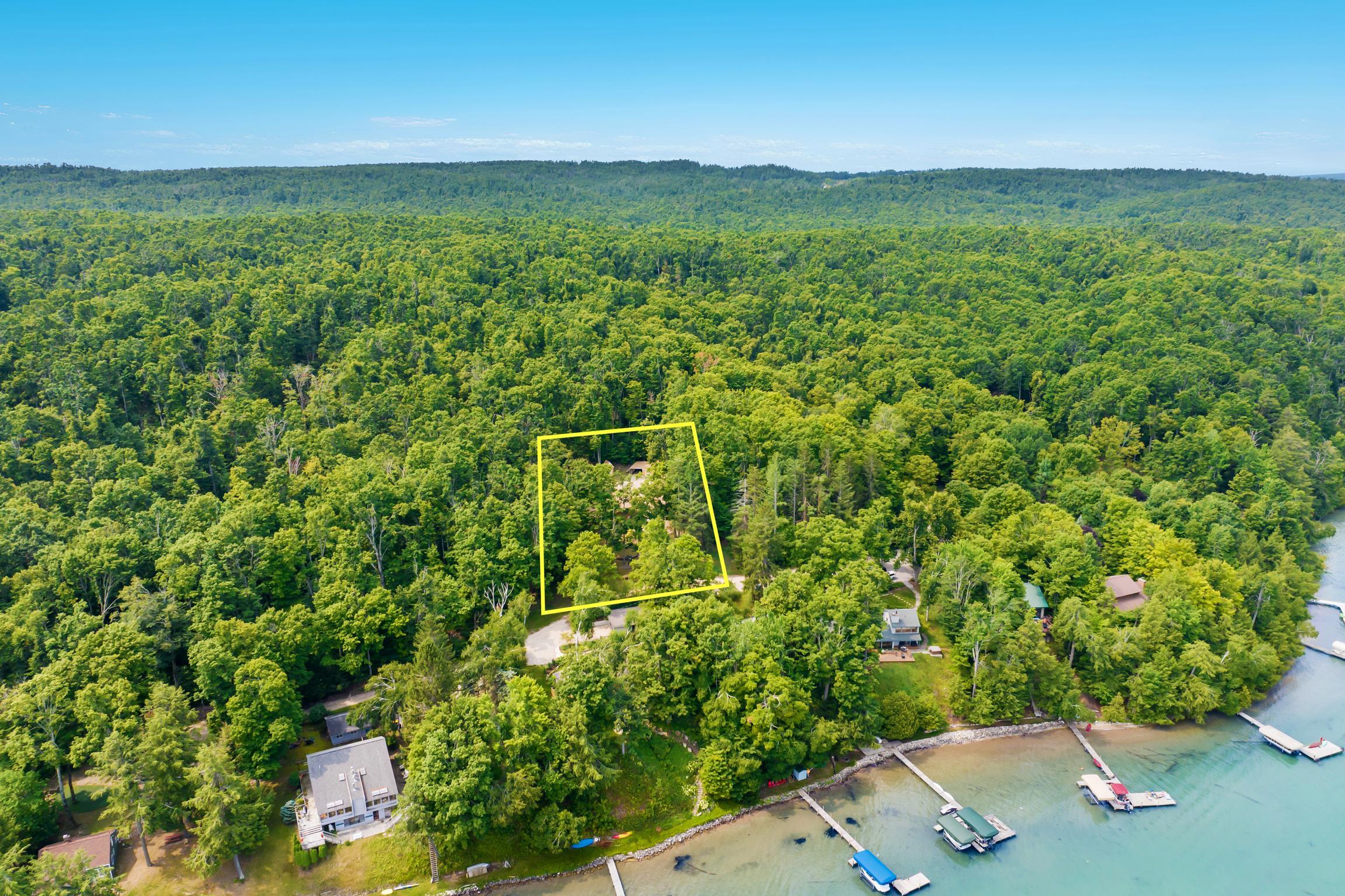 image of 1548 Sunterra Trl, Boyne City, MI 49712 | MLS# 78080072367