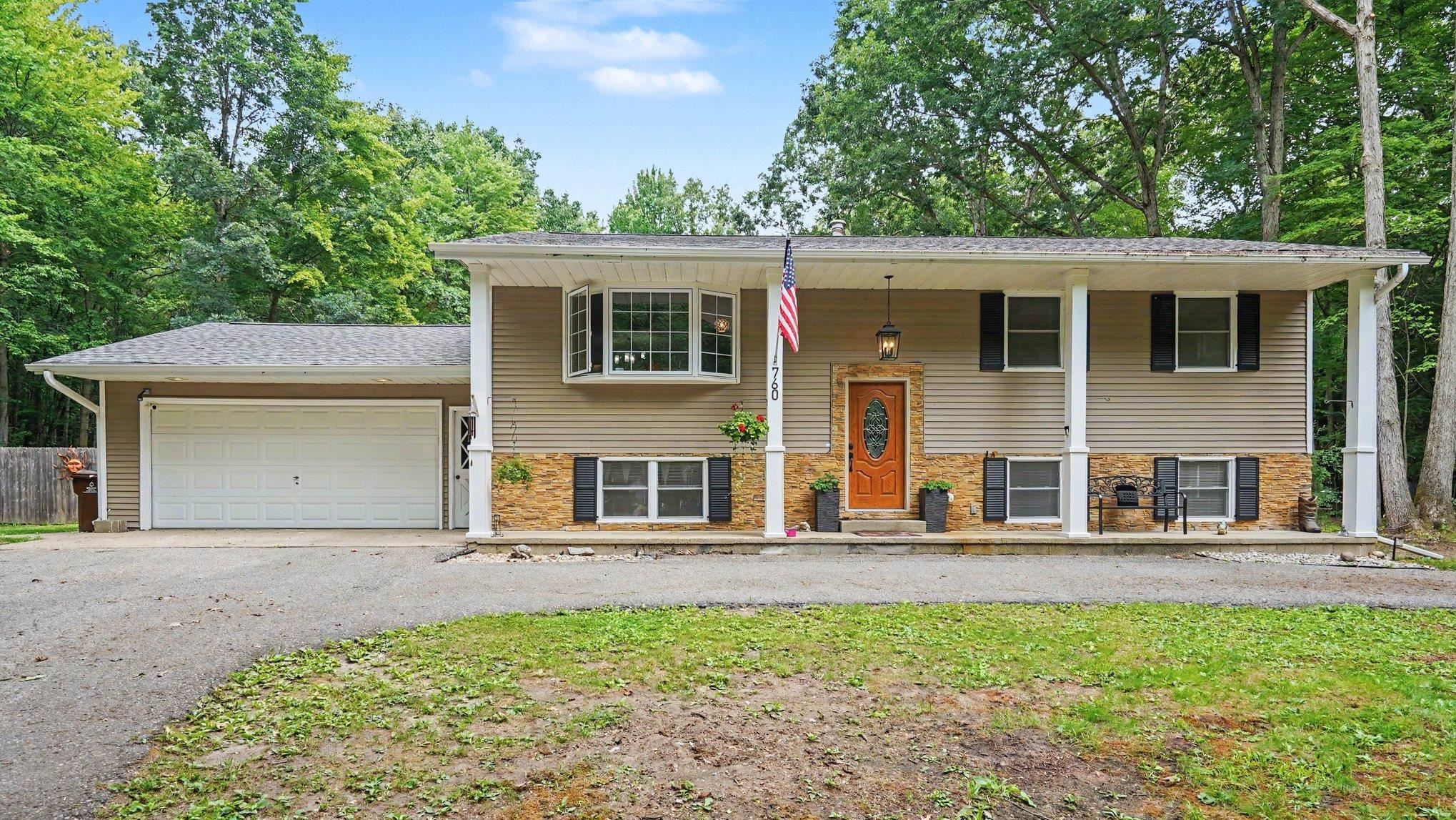 1st image of 760 Hiawatha Dr, Mount Pleasant, MI 48858 | MLS# 80072370