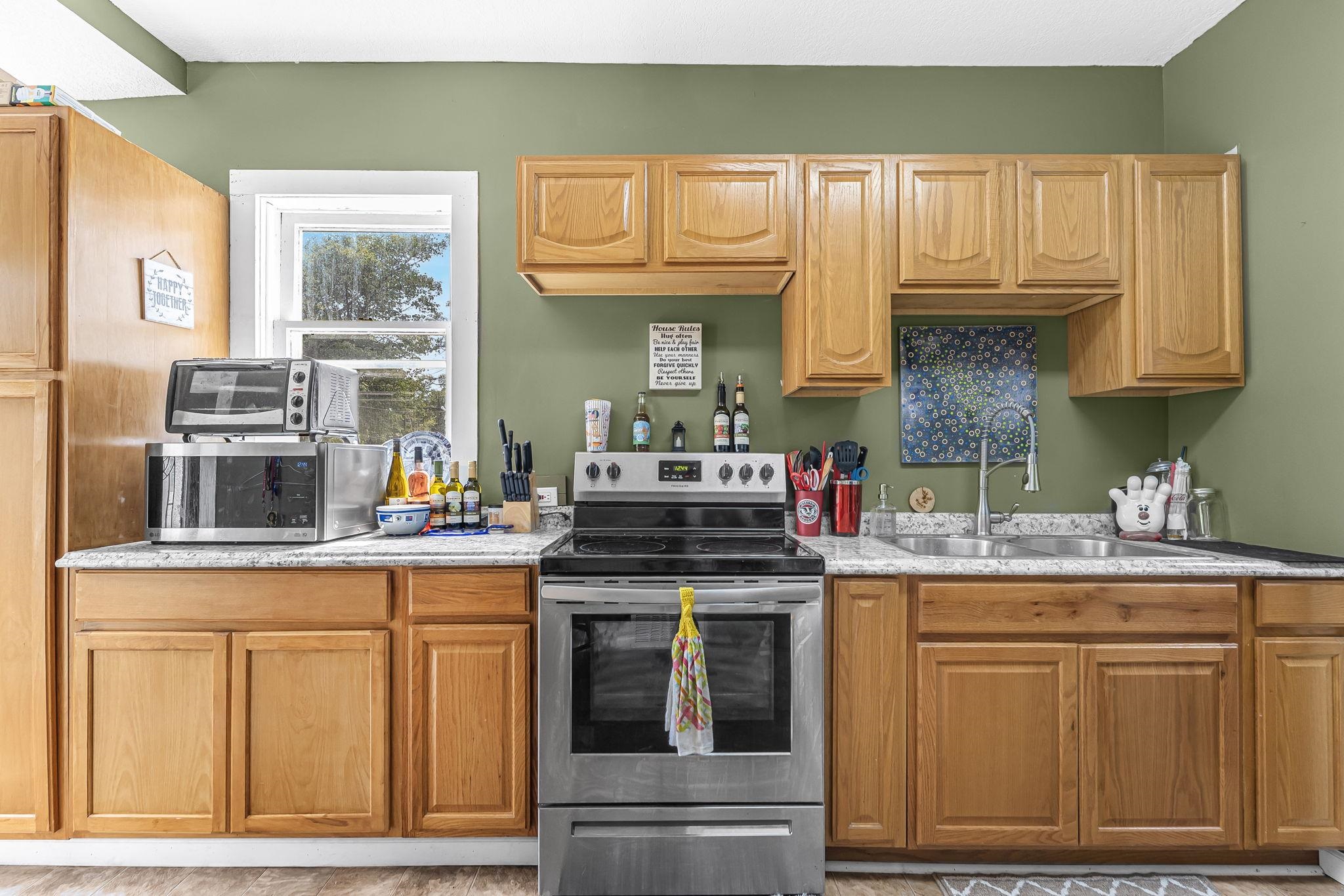 4th image of 328 Howard St, Cadillac, MI 49601 | MLS# 80072383