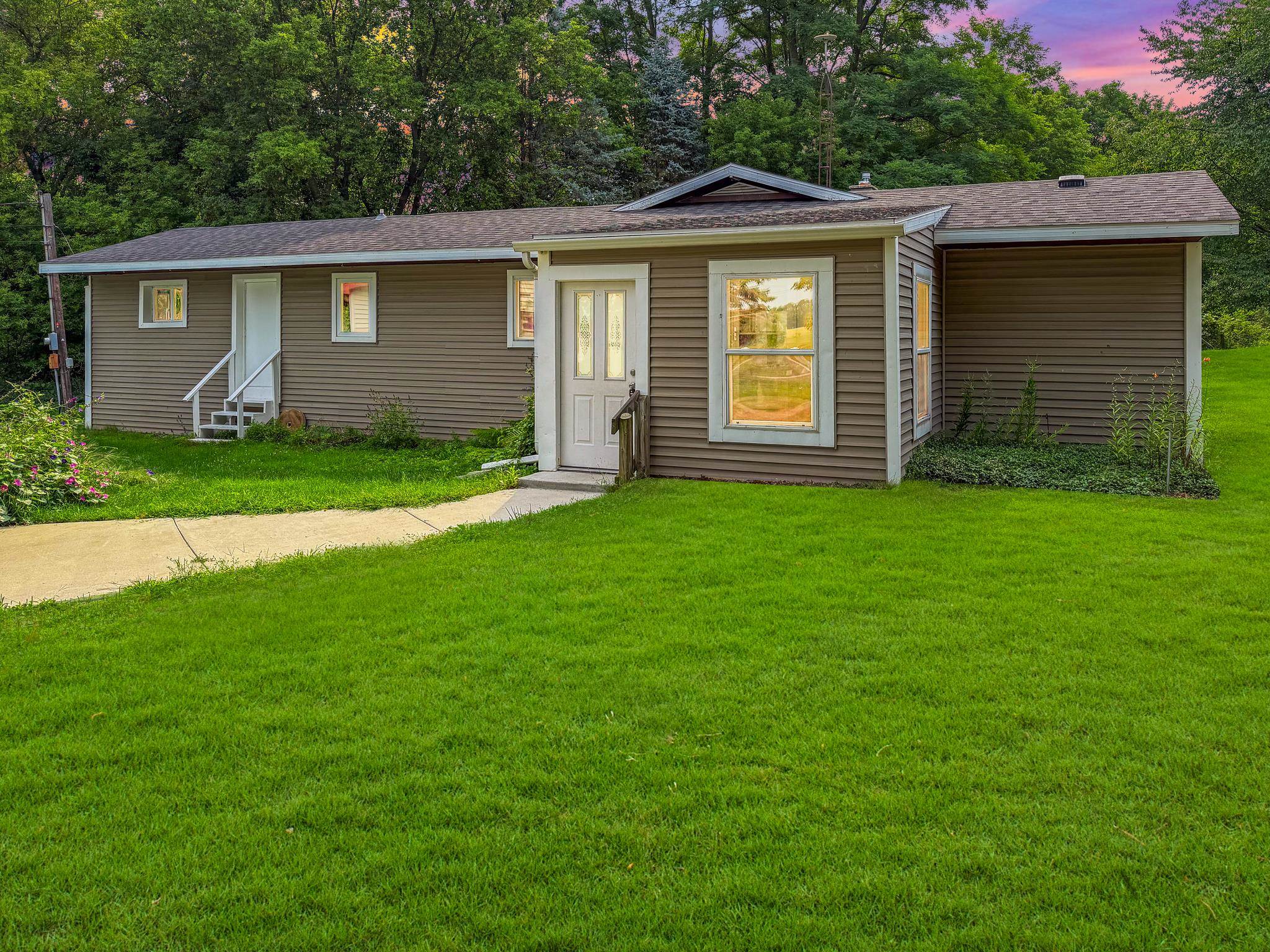 1st image of 9010 E Edgar Rd, Vestaburg, MI 48891 | MLS# 80072404