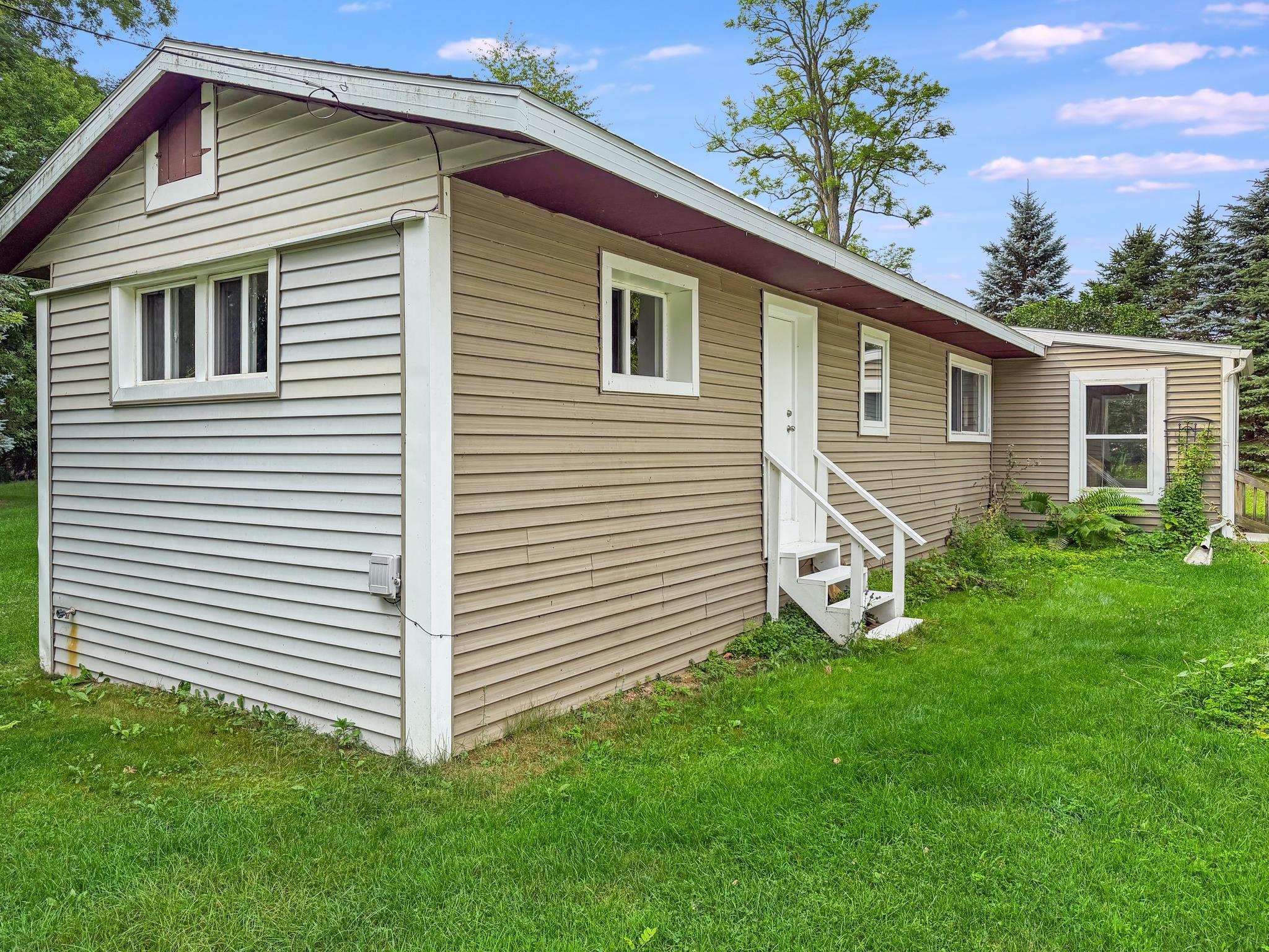 2nd image of 9010 E Edgar Rd, Vestaburg, MI 48891 | MLS# 80072404