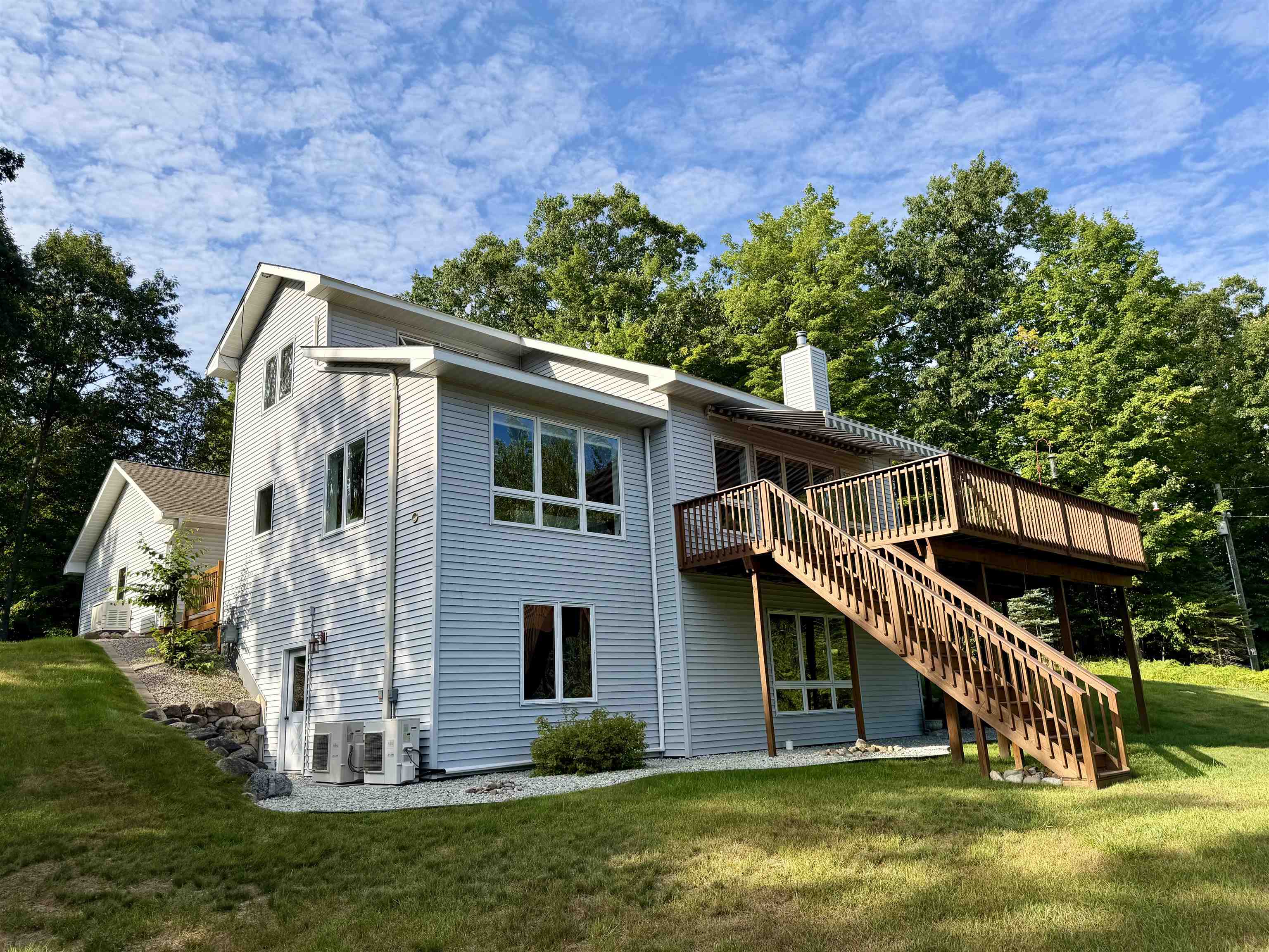 Photo 1 of Single family home for sale at 10746 Deal Rd, Williamsburg, MI 49690 | MLS# 78080072408 | Listing updated on 2026-09-17
