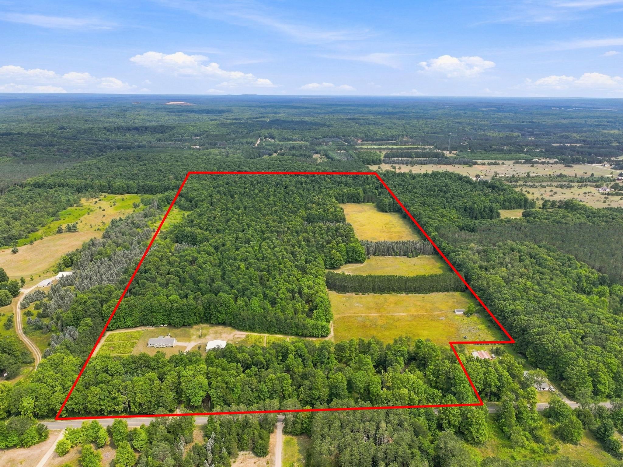 2nd image of 275 S 35 Rd, Cadillac, MI 49601 | MLS# 78080072412