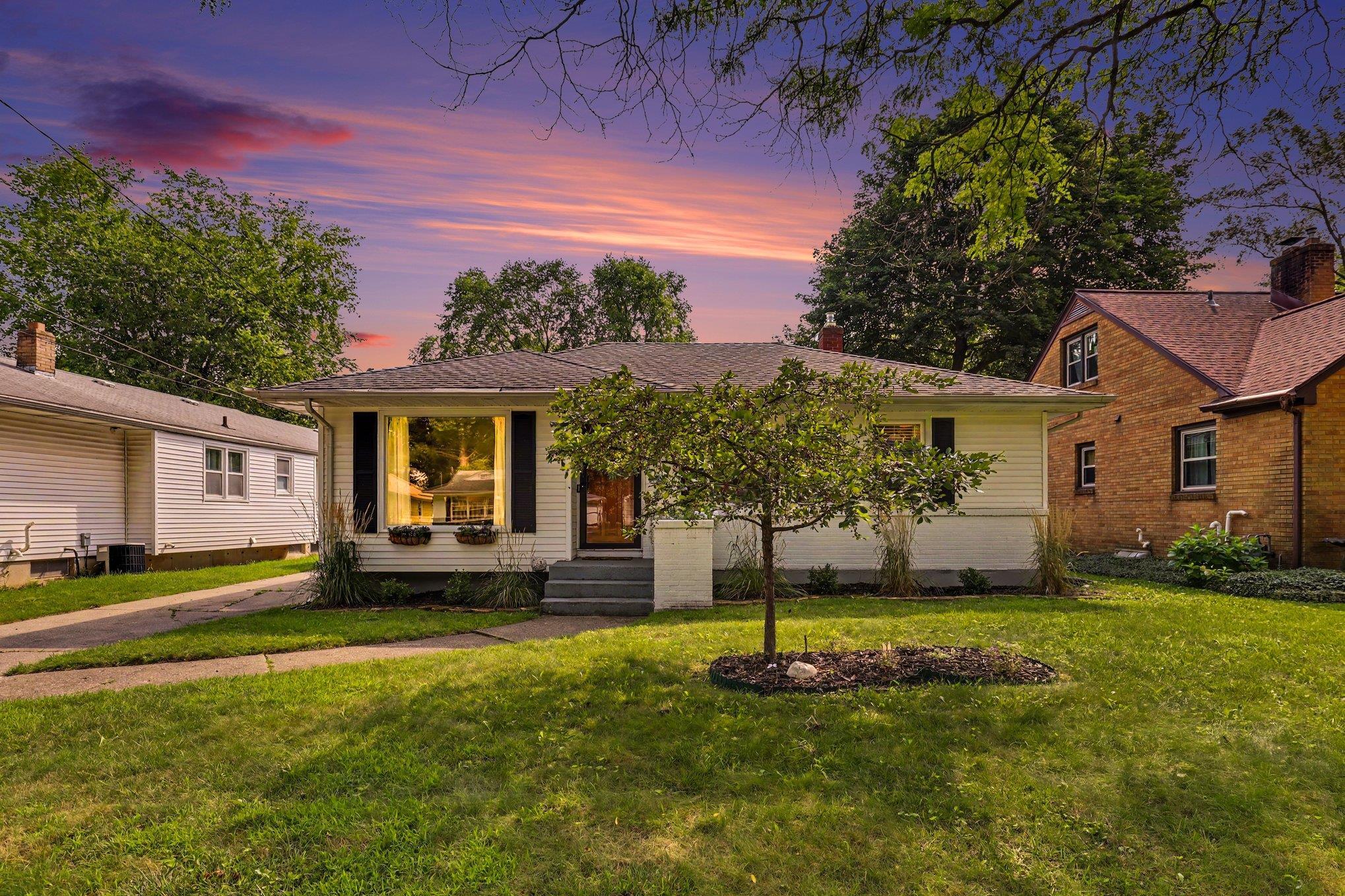 2nd image of 1354 Herrick, Grand Rapids, MI 49505 | MLS# 79080072417