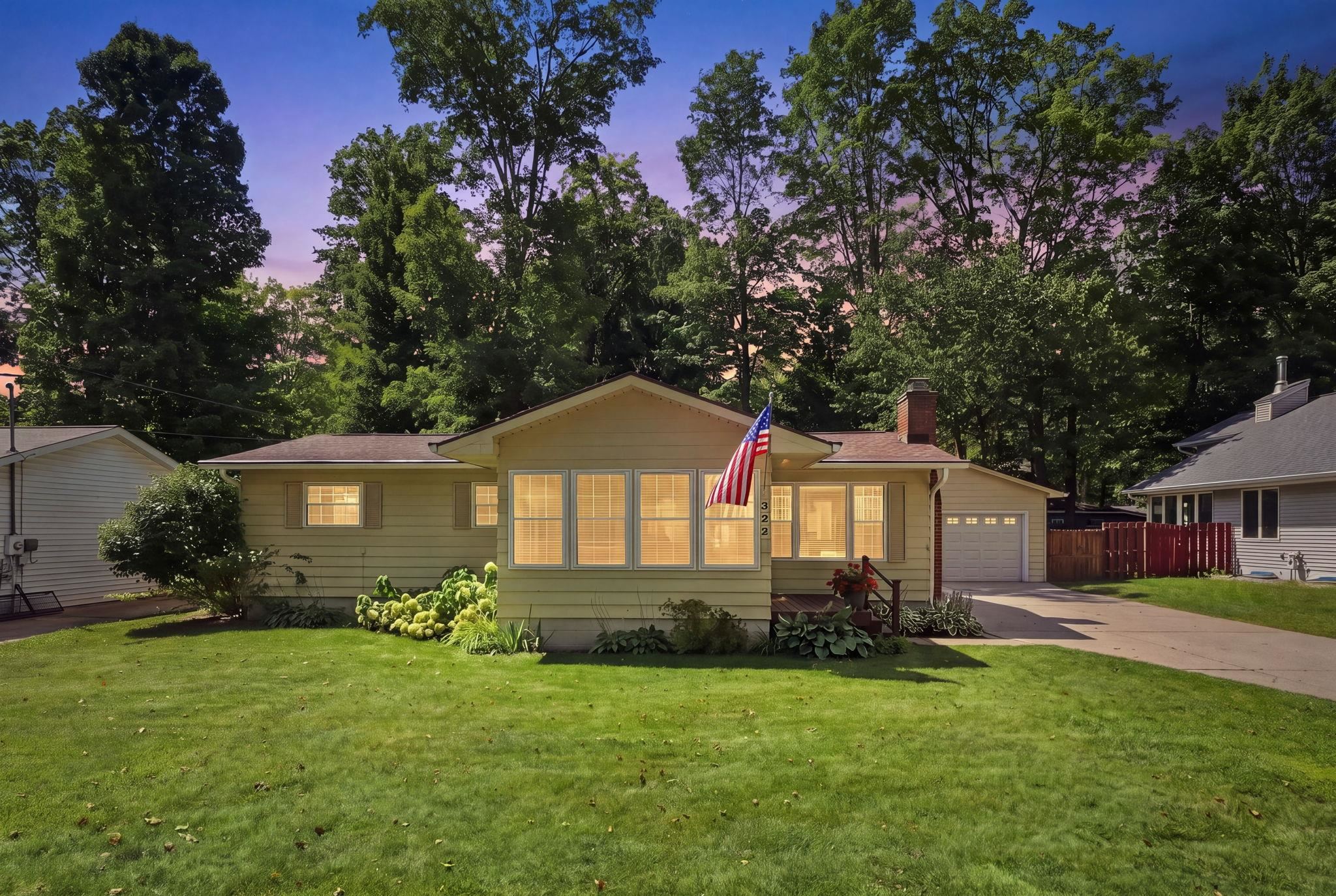 1st image of 133 Winona Pl, Cadillac, MI 49601 | MLS# 78080072464