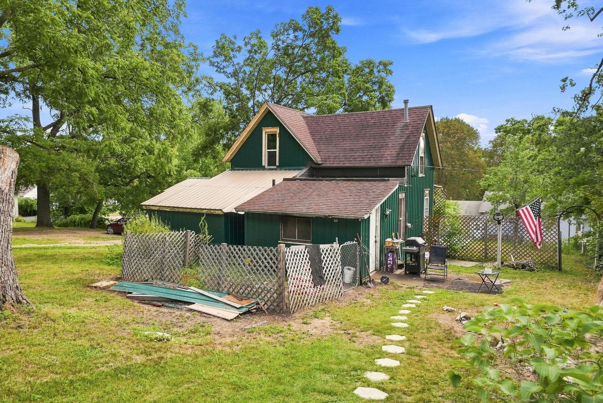 4th image of 441 Washington St, Cadillac, MI 49601 | MLS# 80072549