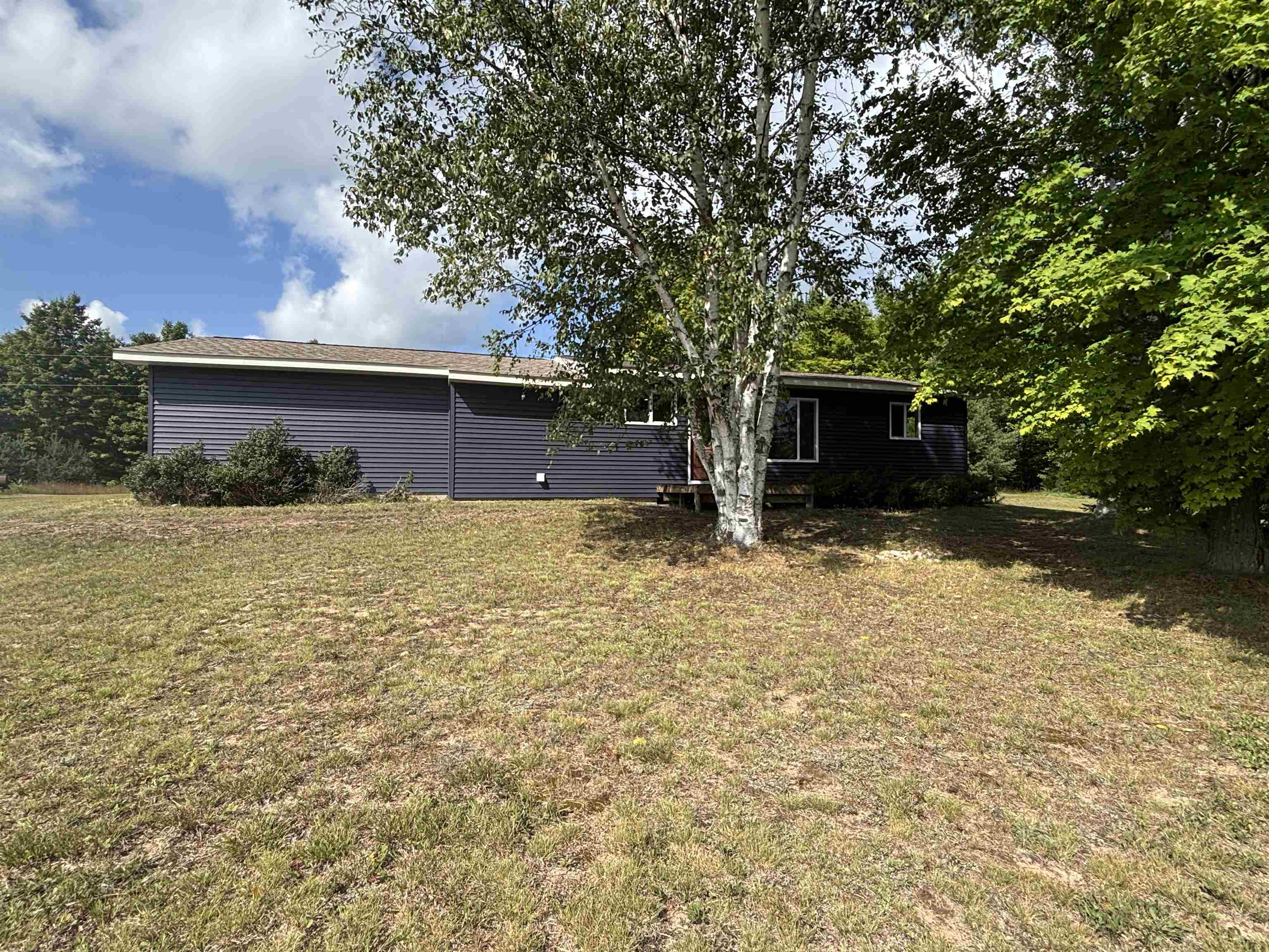 2nd image of 6105 Meyers Rd, Kalkaska, MI 49646 | MLS# 80072708