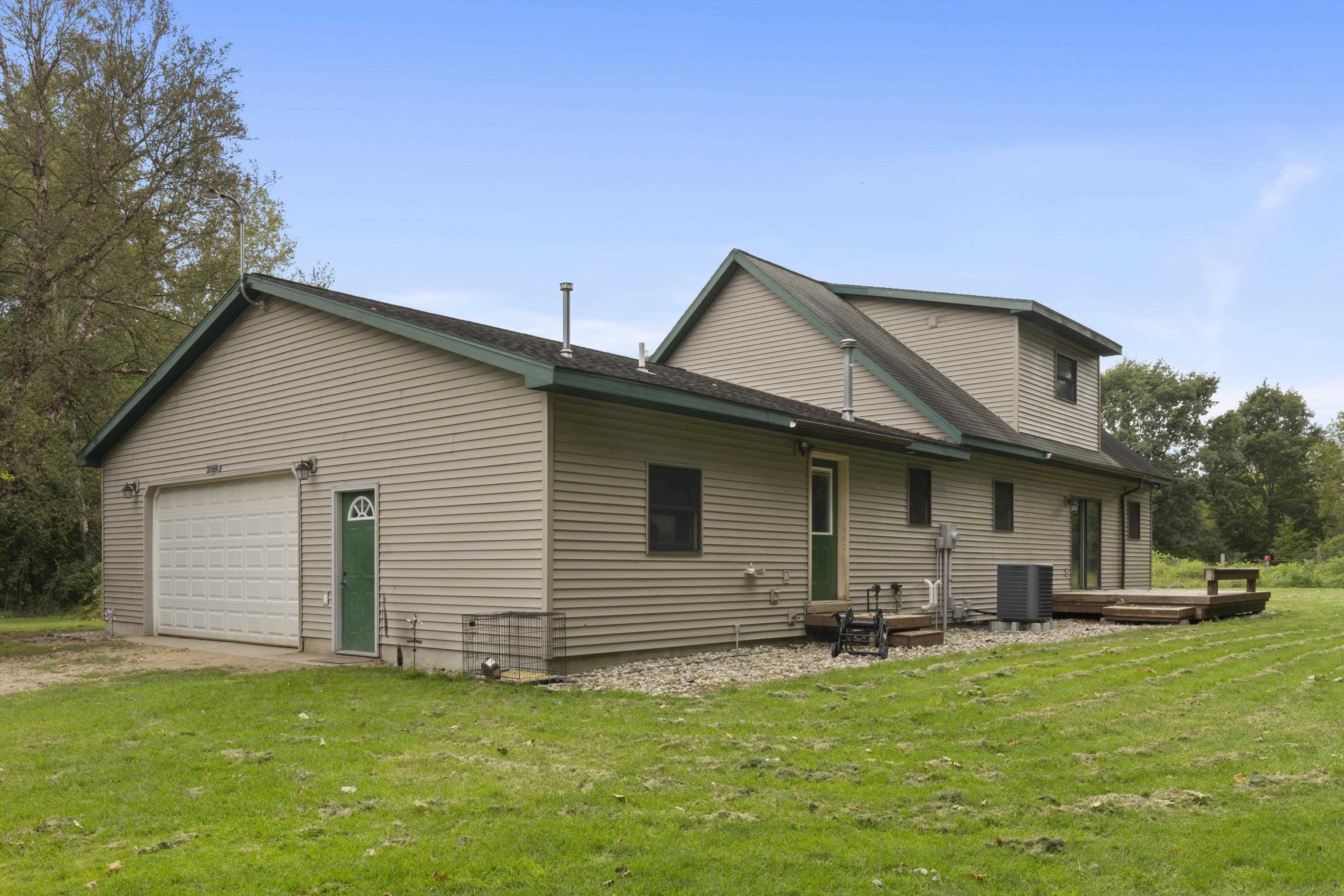 4th image of 20680 Cinder, Interlochen, MI 49643 | MLS# 80072725