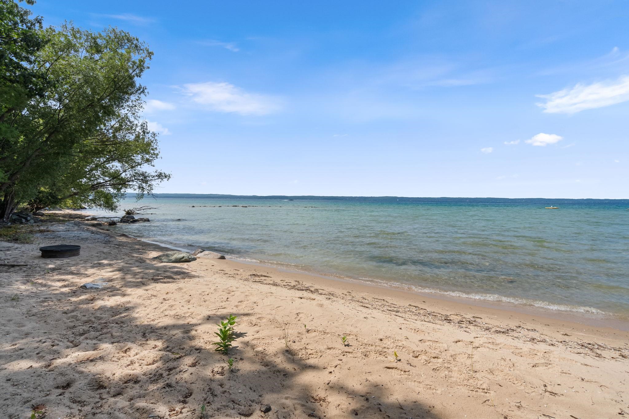 4th image of 875 Lost Nations Trl, Traverse City, MI 49686 | MLS# 80072746