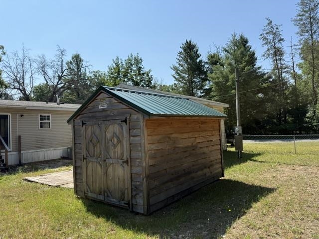 2nd image of 511 Oak St, Pleasant Plains Township Lake, MI 49304 | MLS# 78080072780