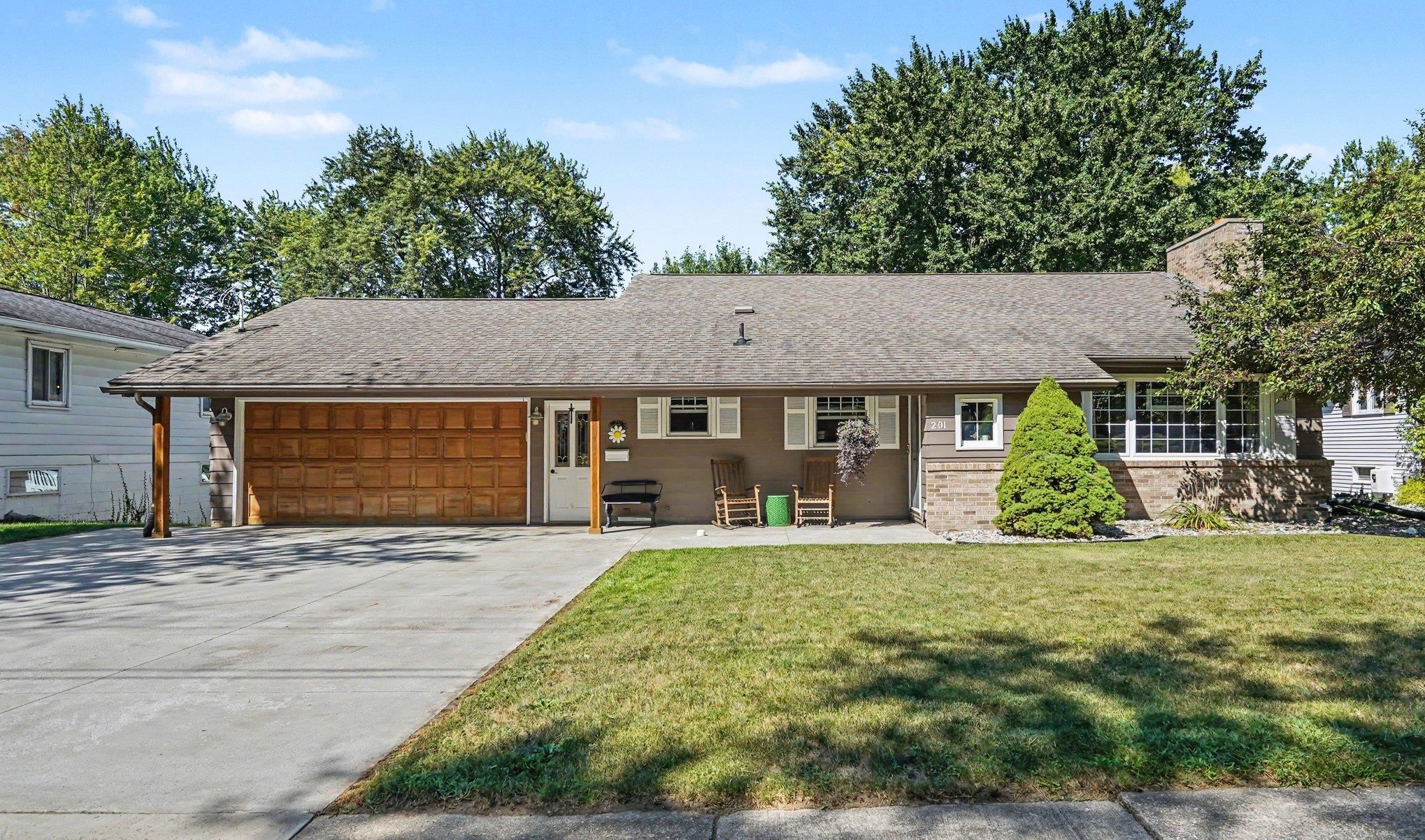2nd image of 201 Westview Dr, Alma City Gratiot, MI 48801 | MLS# 79080072815