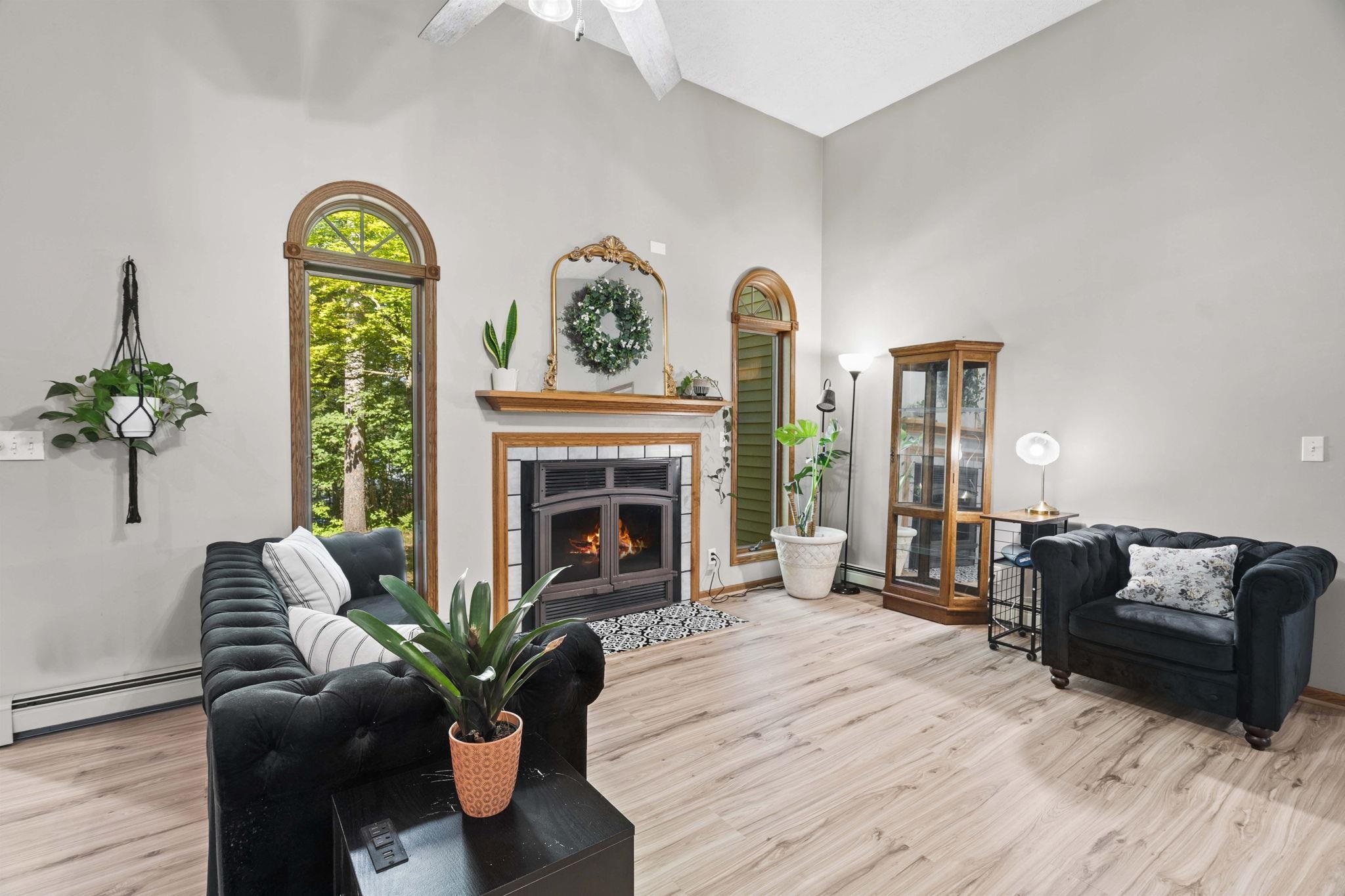 Photo 3 of Single family home for sale at 5522 Trager Rd, East Bay Township Grand Traverse, MI 49696 | MLS# 78080072867 | Listing updated on 2026-10-05