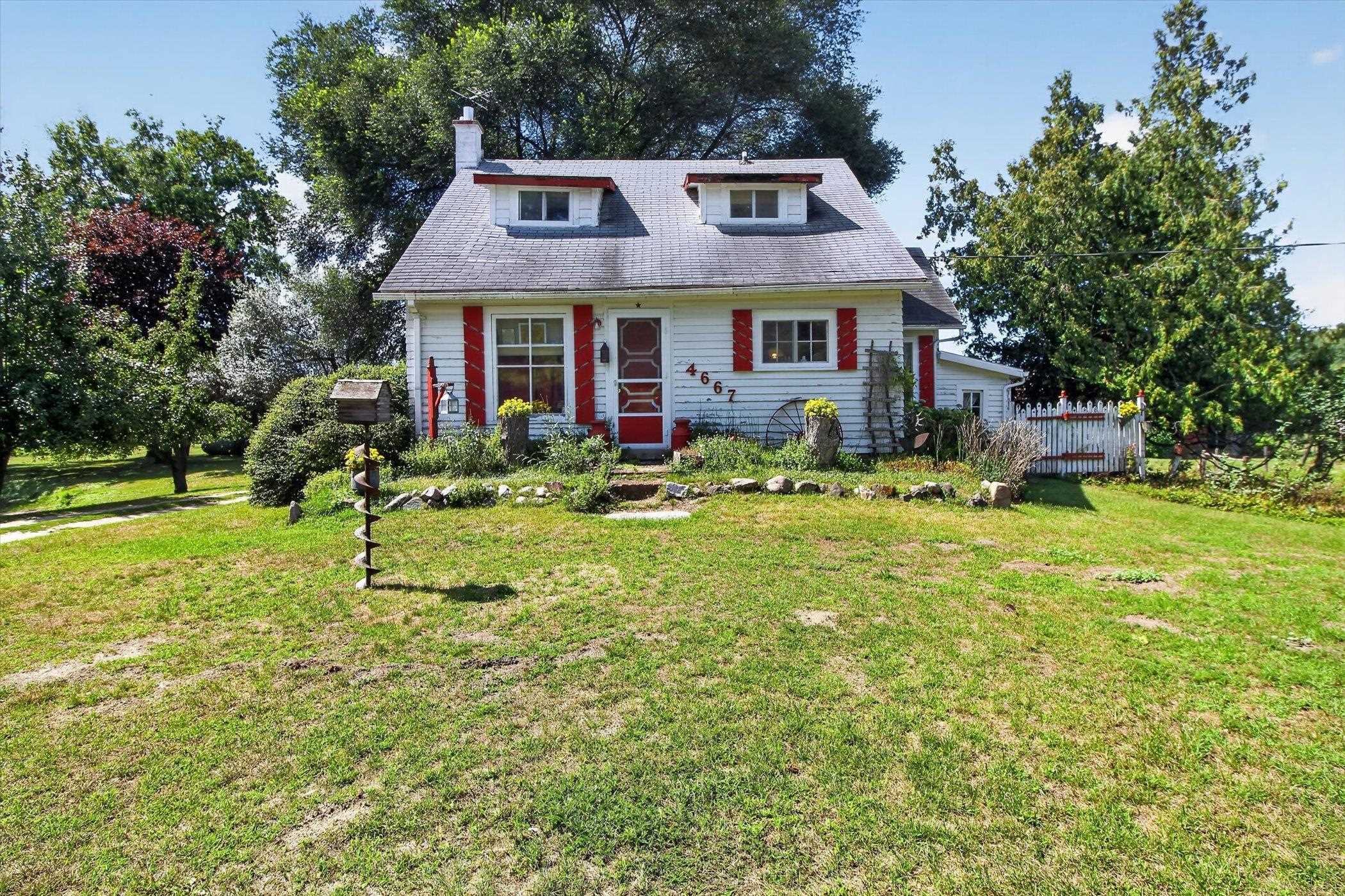 3rd image of 4667 N Croswell Rd, Alma, MI 48801 | MLS# 80072869