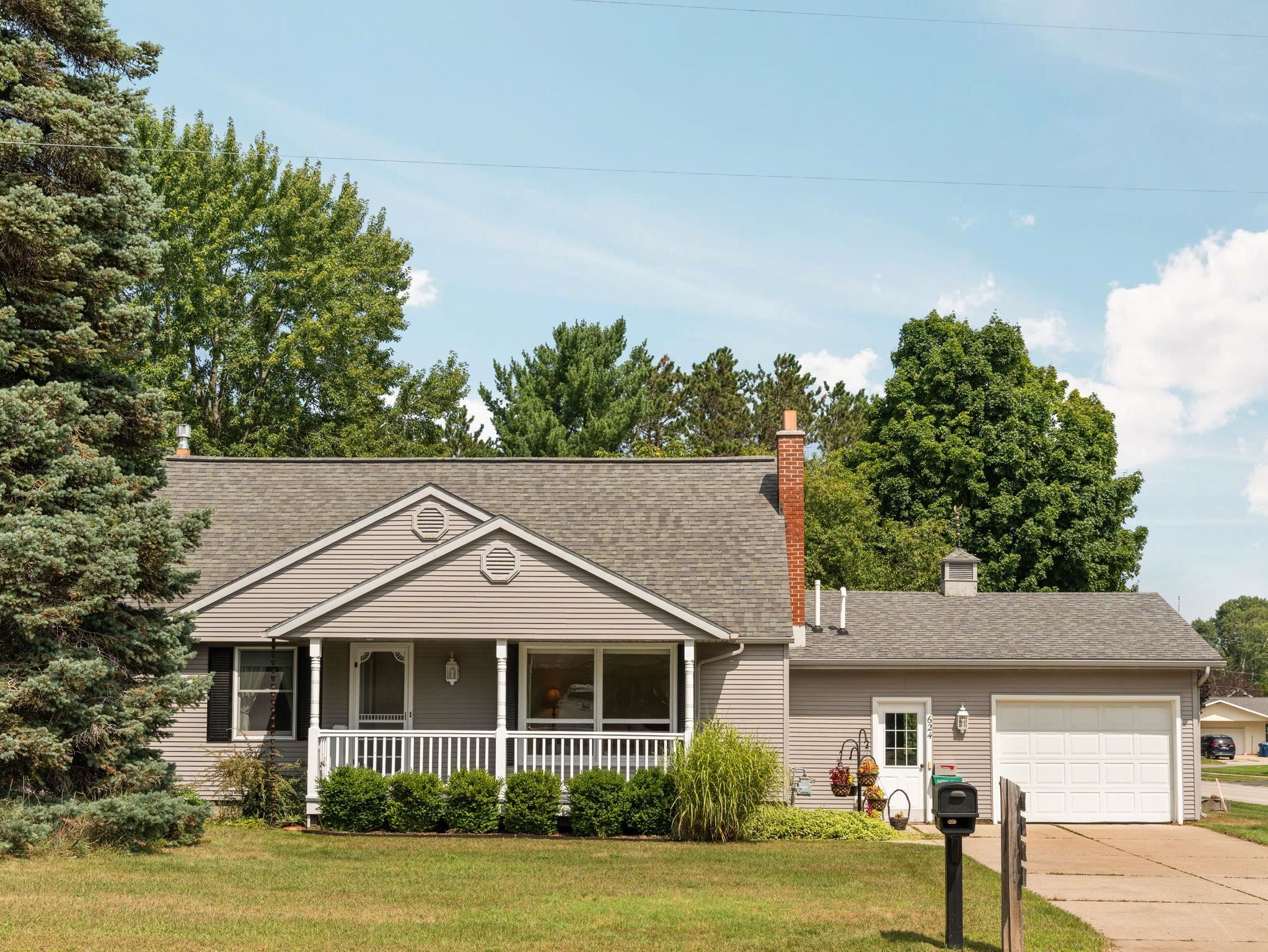 2nd image of 624 Fenton St, Paradise Township Grand Traverse, MI 49649 | MLS# 78080072871