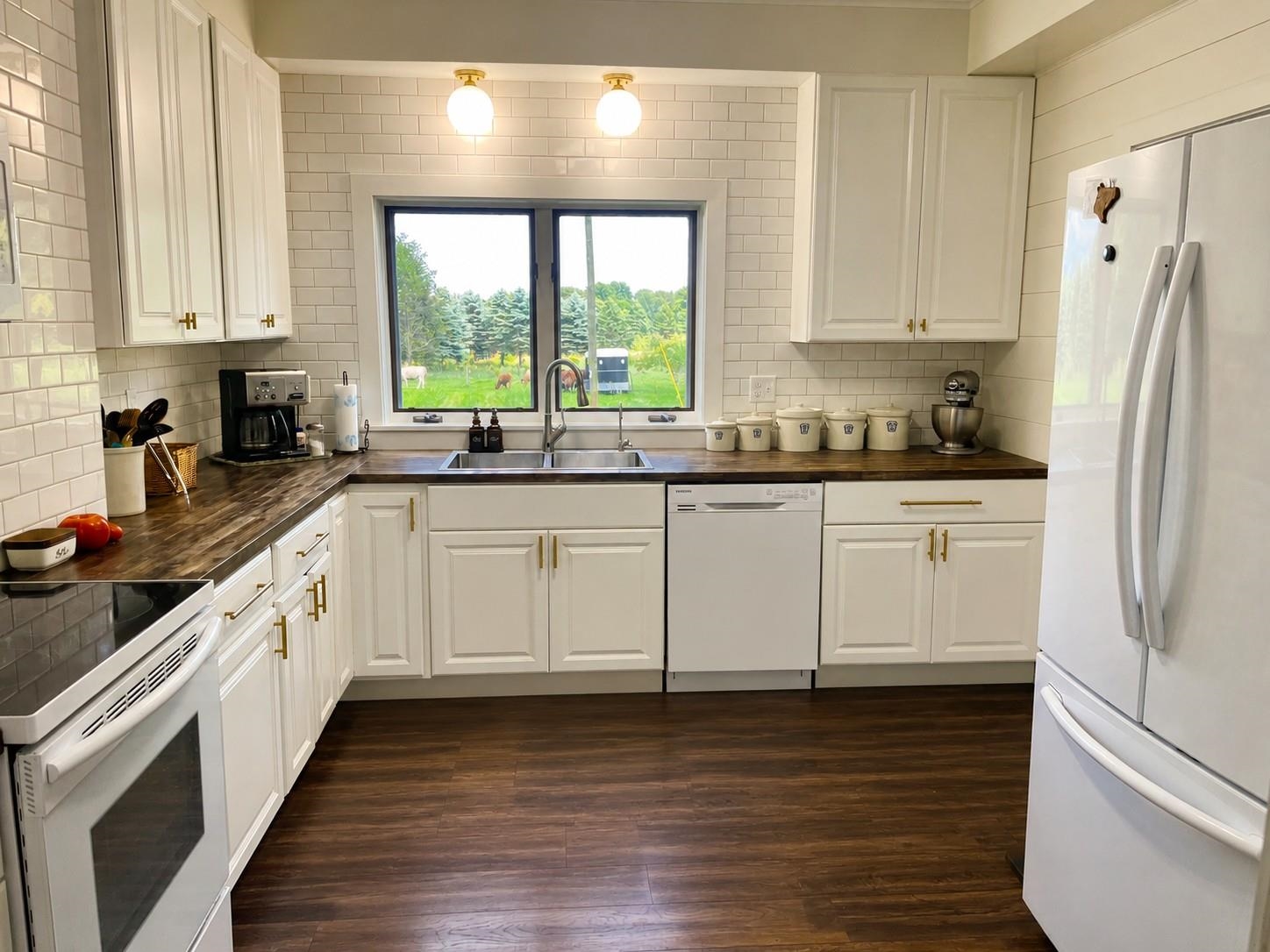 4th image of 10288 Vans Ln, Fife Lake Township Grand Traverse, MI 49633 | MLS# 78080072885