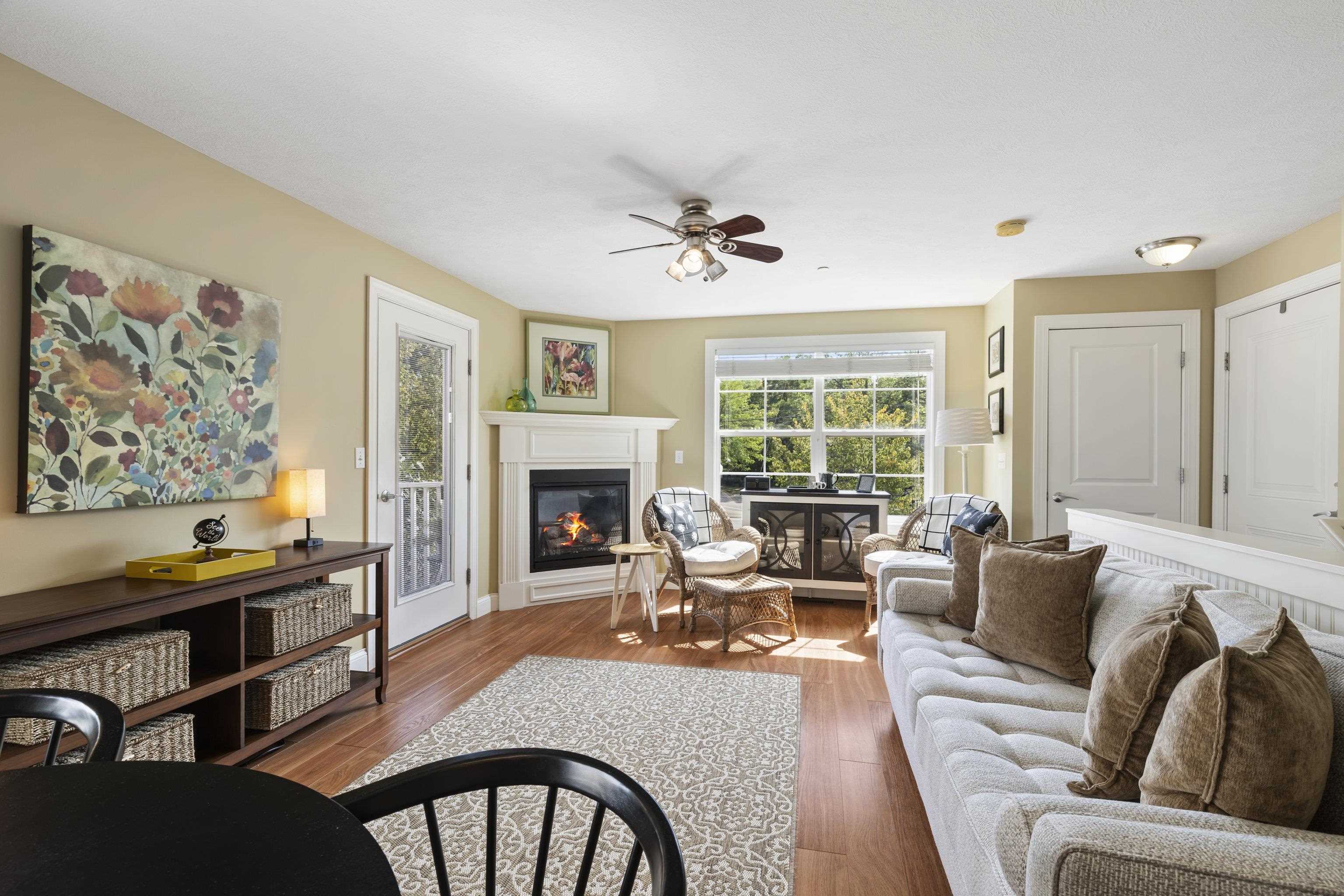 Condo for sale at 701 E State St, Traverse City, MI 49686 | MLS# 78080073137
