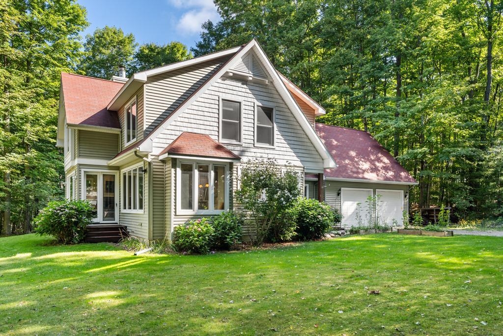 Photo 1 of Single family home for sale at 10567 Bay Ridge Ests, Ellsworth, MI 49729 | MLS# 80073207 | Listing updated on 2026-09-17