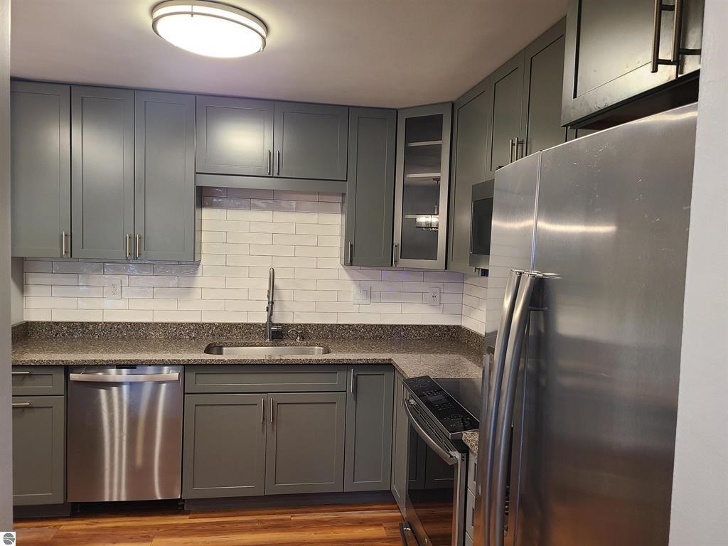 Photo 3 of Condo for sale at 227 Fair St, Traverse City, MI 49686 | MLS# 78080073353 | Listing updated on 2026-09-12