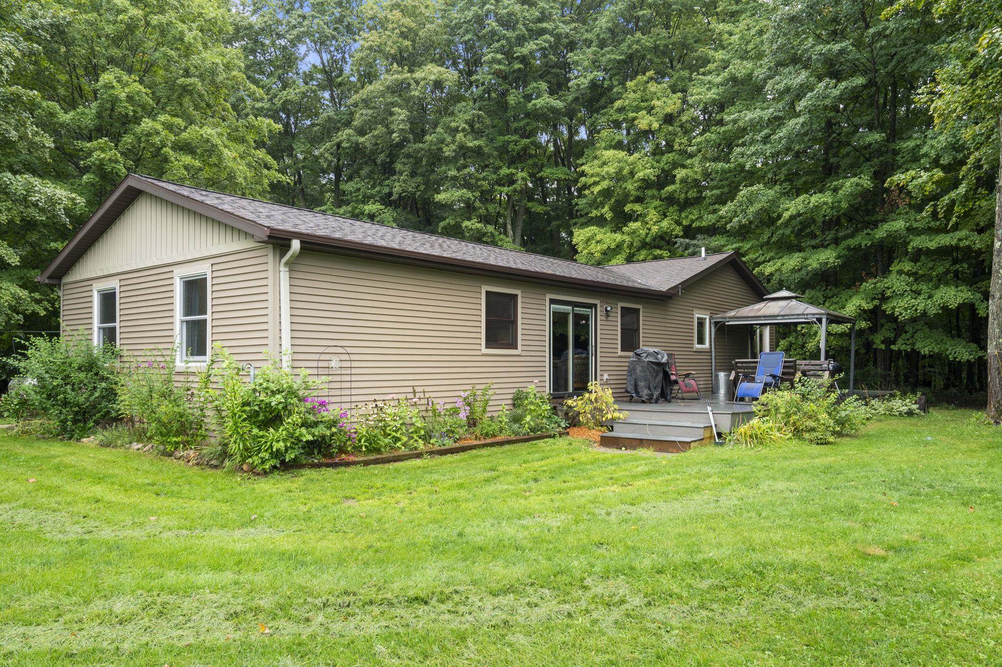 Photo 1 of Single family home for sale at 5275 Pierce Rd, Kingsley, MI 49649 | MLS# 78080073358 | Listing updated on 2026-09-30