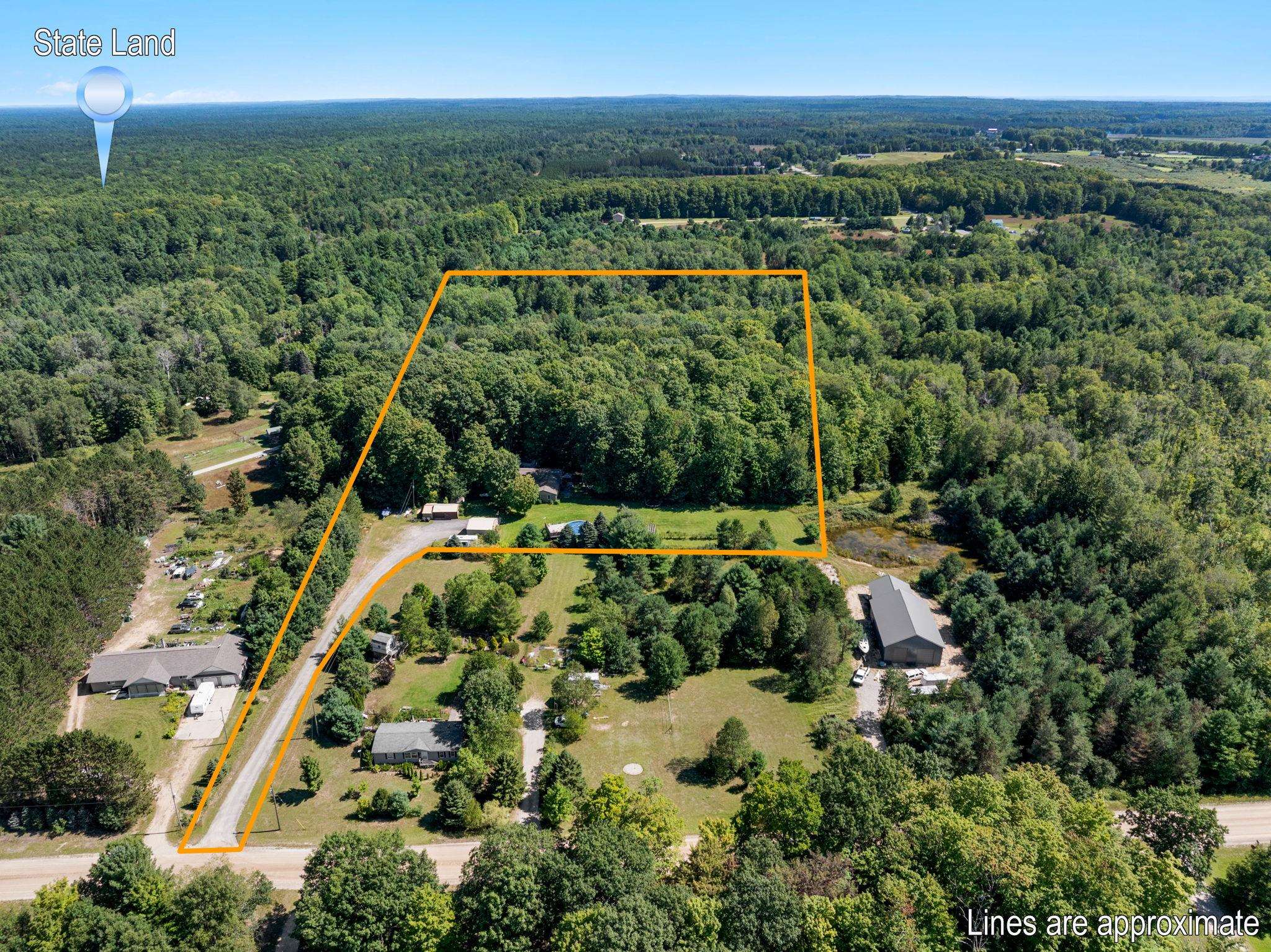 Photo 2 of Single family home for sale at 5275 Pierce Rd, Kingsley, MI 49649 | MLS# 78080073358 | Listing updated on 2026-09-17