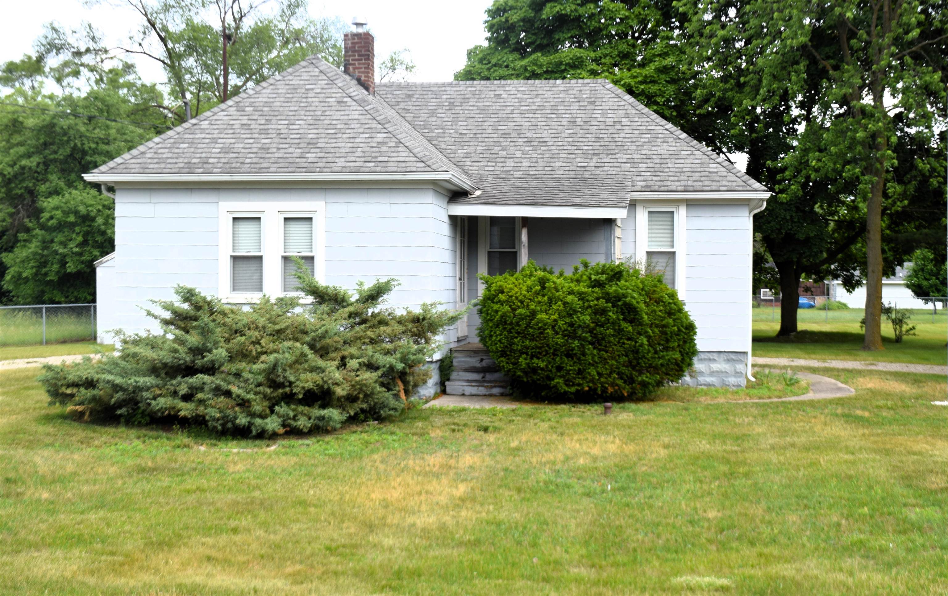 Photo 1 of Single family home for sale at 2139 S Isabella Rd, Mount Pleasant, MI 48858 | MLS# 79080073365 | Listing updated on 2026-09-12