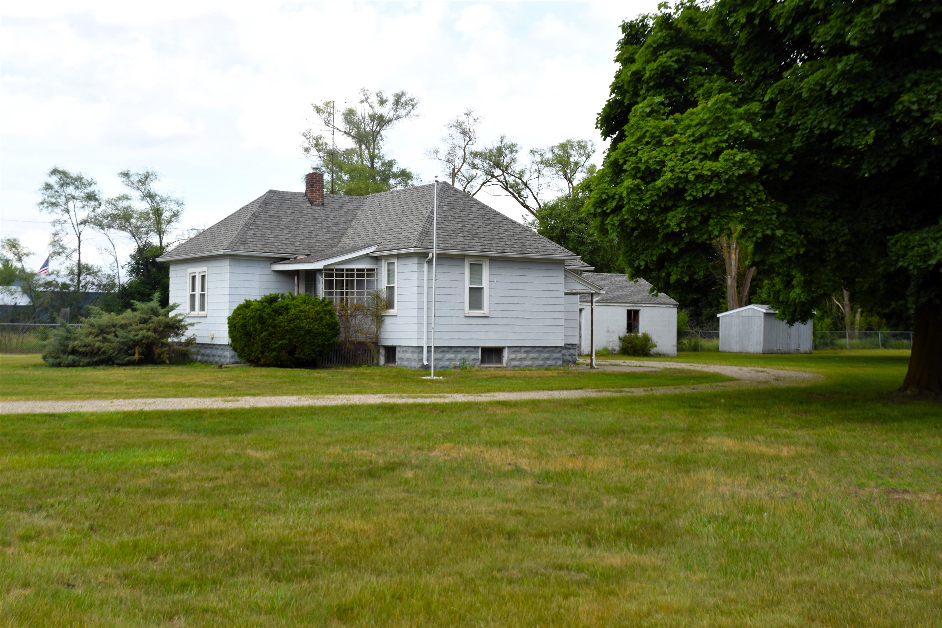 Photo 4 of Single family home for sale at 2139 S Isabella Rd, Mount Pleasant, MI 48858 | MLS# 79080073365 | Listing updated on 2026-09-12