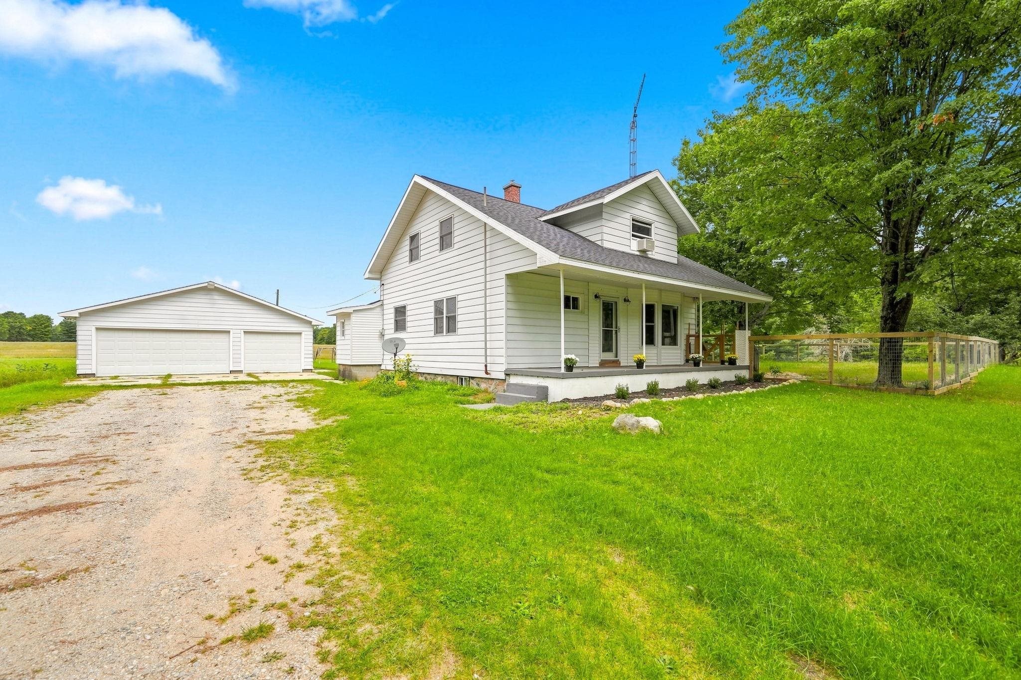 Photo 1 of Single family home for sale at 3433 E 46 Road, Cadillac, MI 49601 | MLS# 78080073375 | Listing updated on 2026-10-07