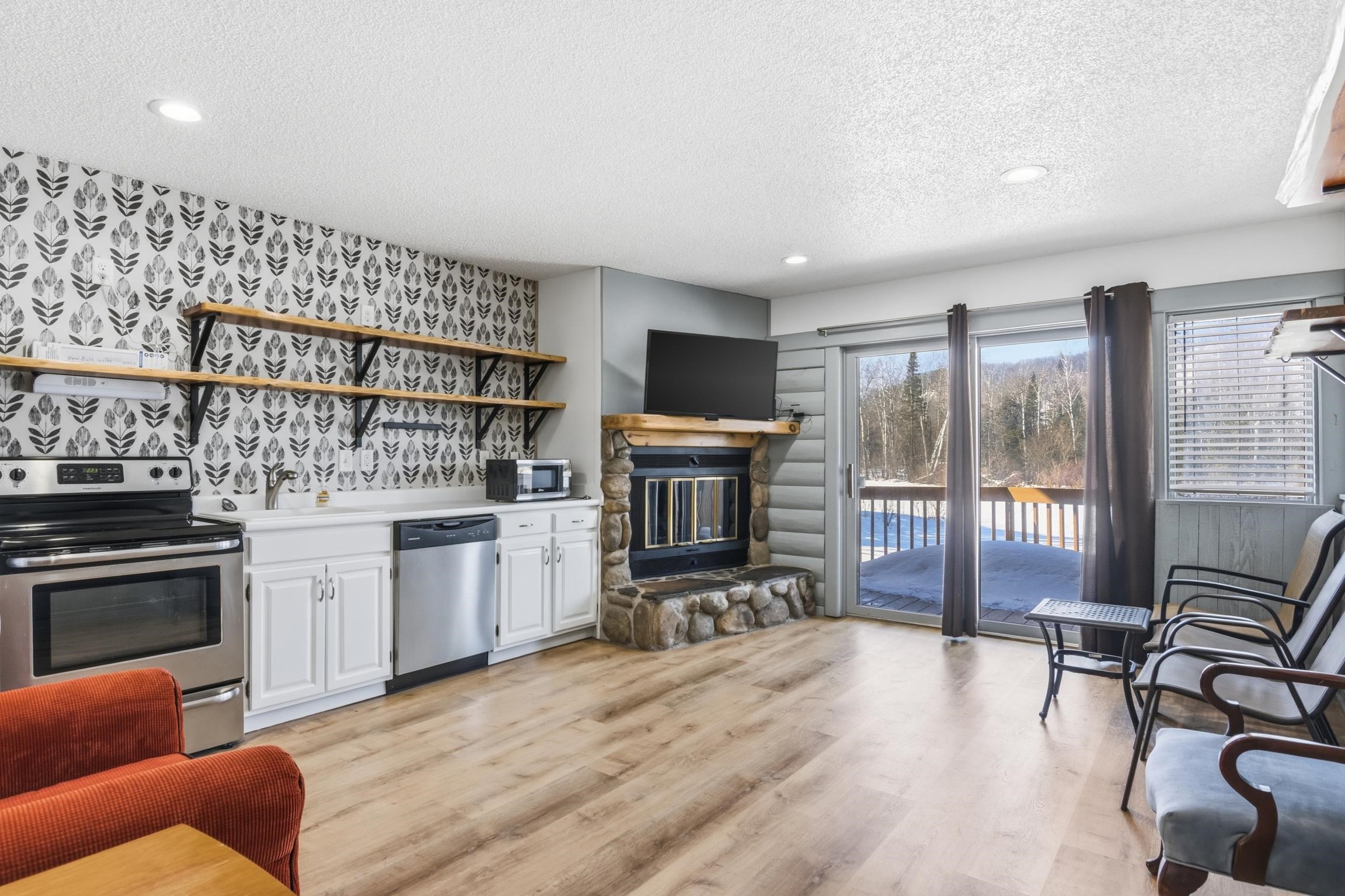 Photo 2 of Condo for sale at 6658 Schuss Mountain Ln, Mancelona, MI 49659 | MLS# 78080073382 | Listing updated on 2026-09-13