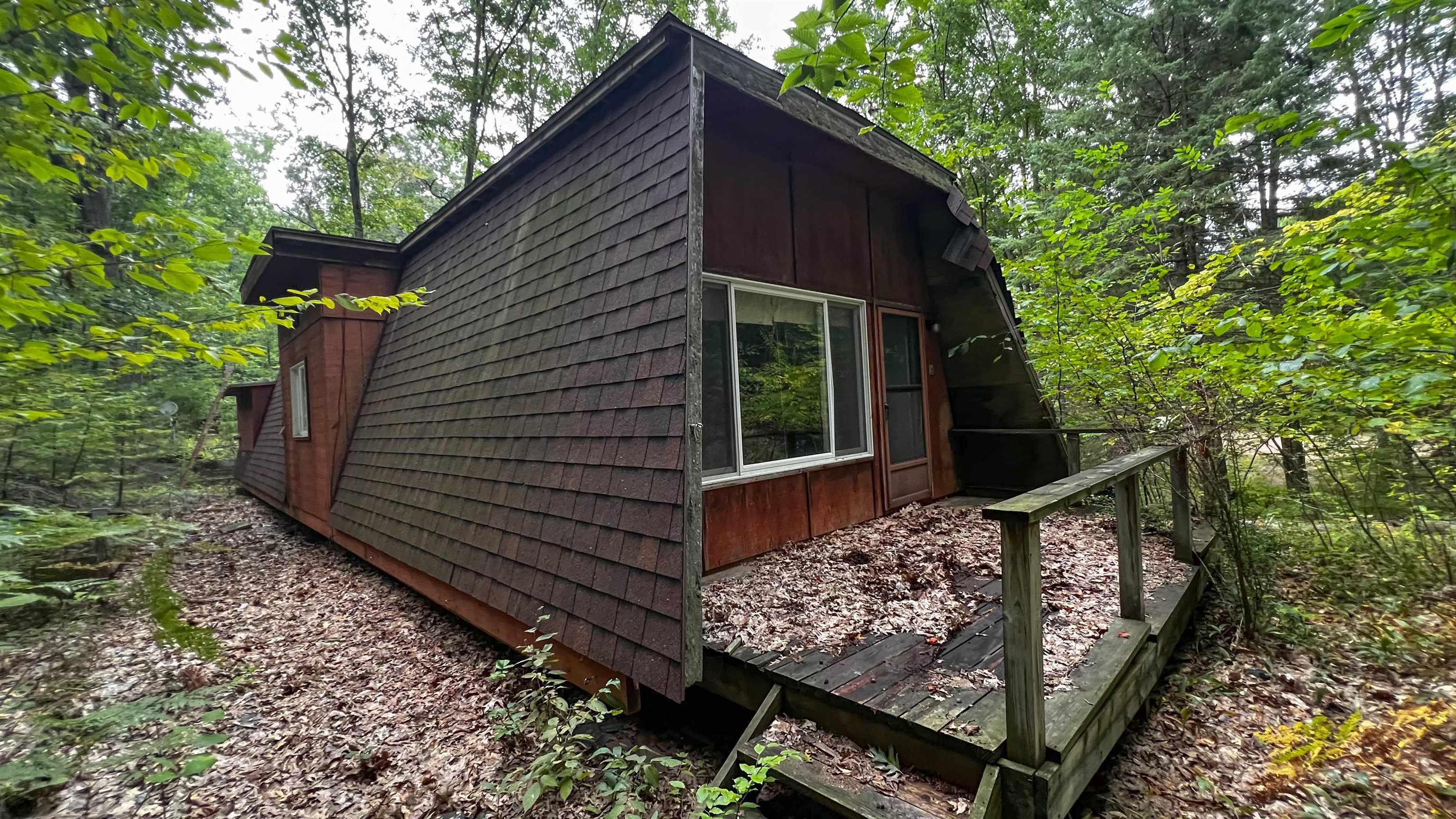 Photo 3 of Single family home for sale at 112 Valley Cir, Rose Lake Township Osceola, MI 49655 | MLS# 78080073389 | Listing updated on 2026-09-17
