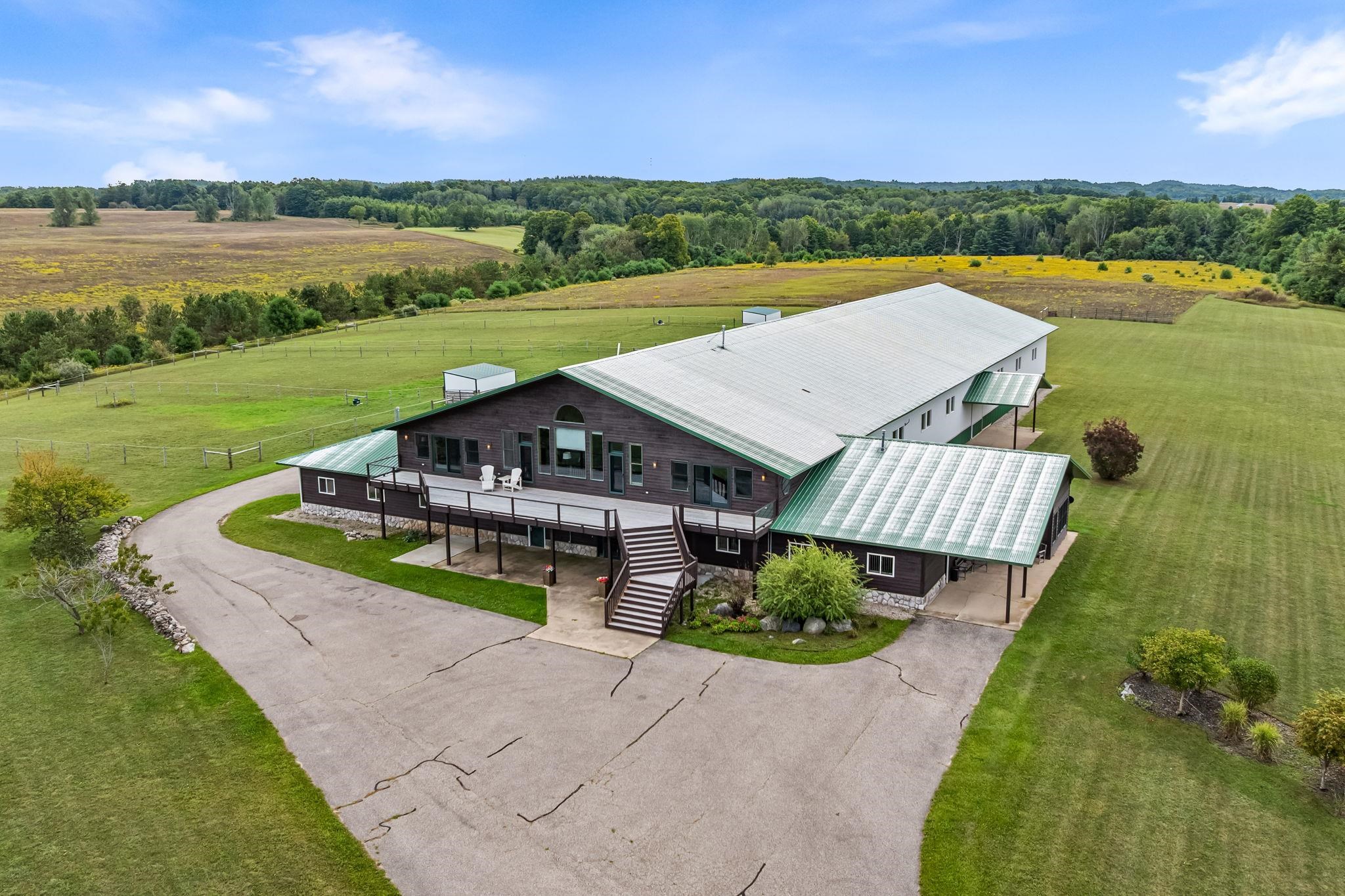 Photo 2 of Single family home for sale at 130 S Peninsula, East Jordan, MI 49727 | MLS# 78080073396 | Listing updated on 2026-09-16